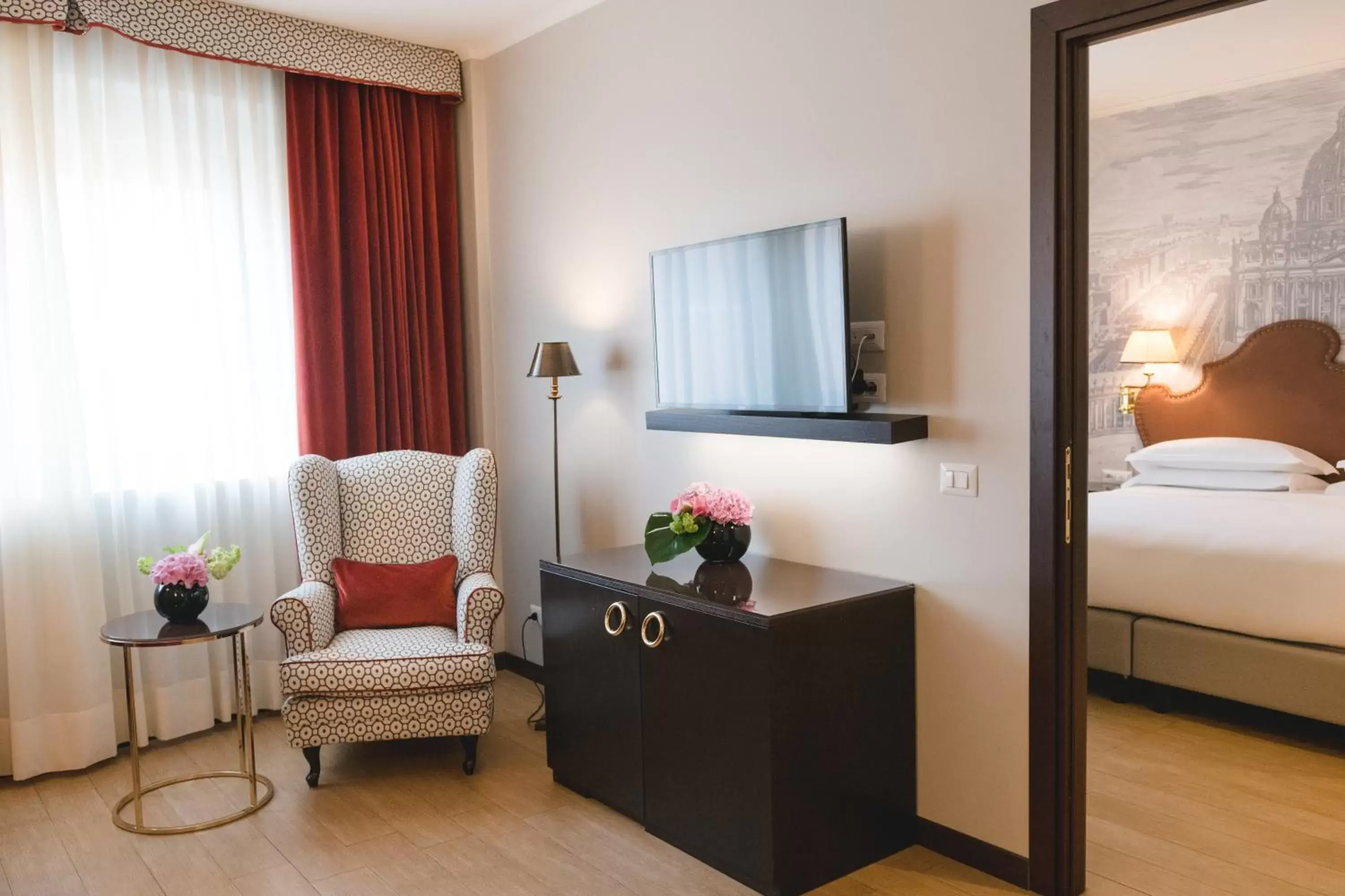 Bedroom, Seating Area in Starhotels Michelangelo Rome