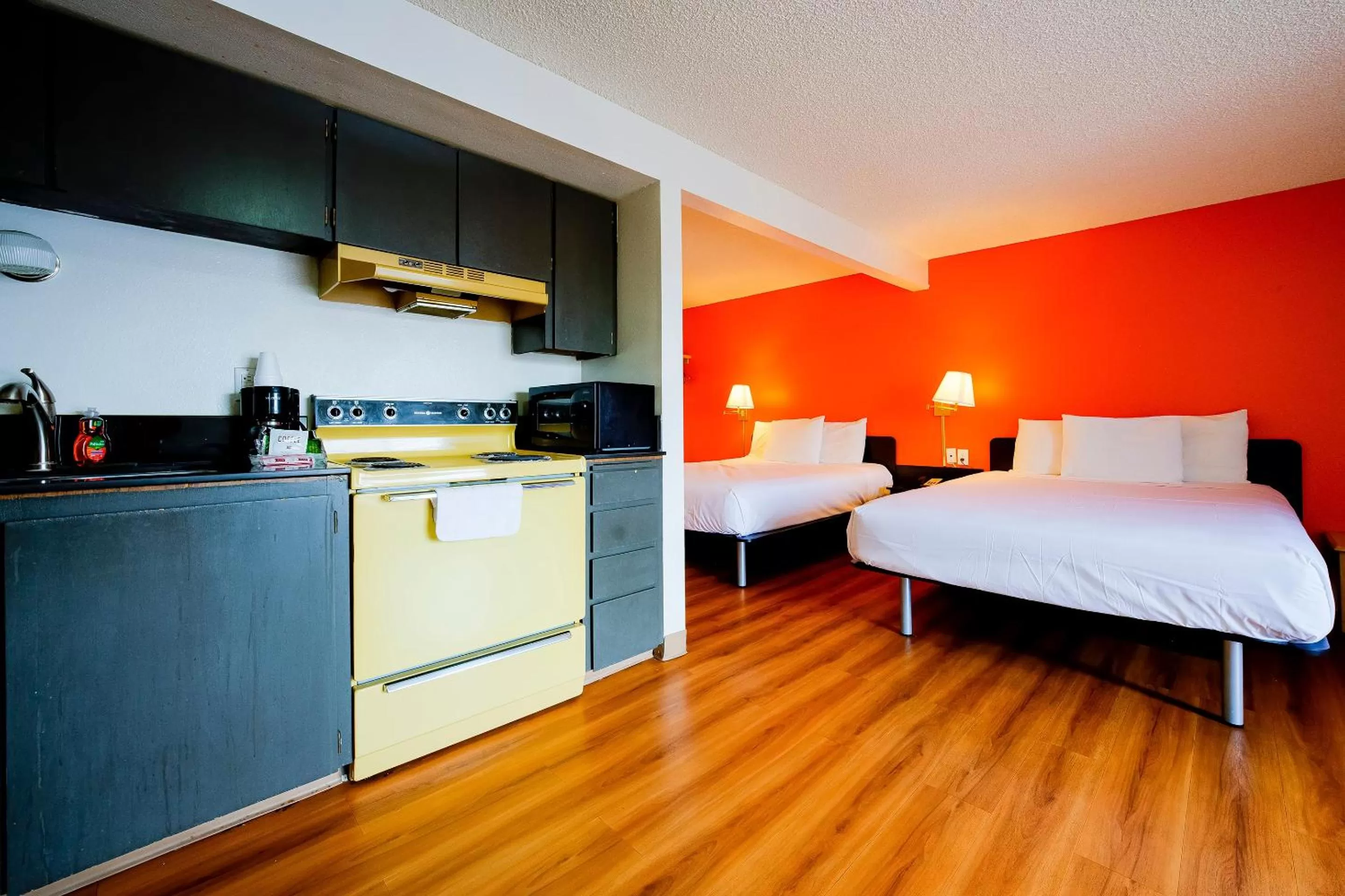 Bedroom, Bed in OYO Hotel Hermiston OR, Downtown