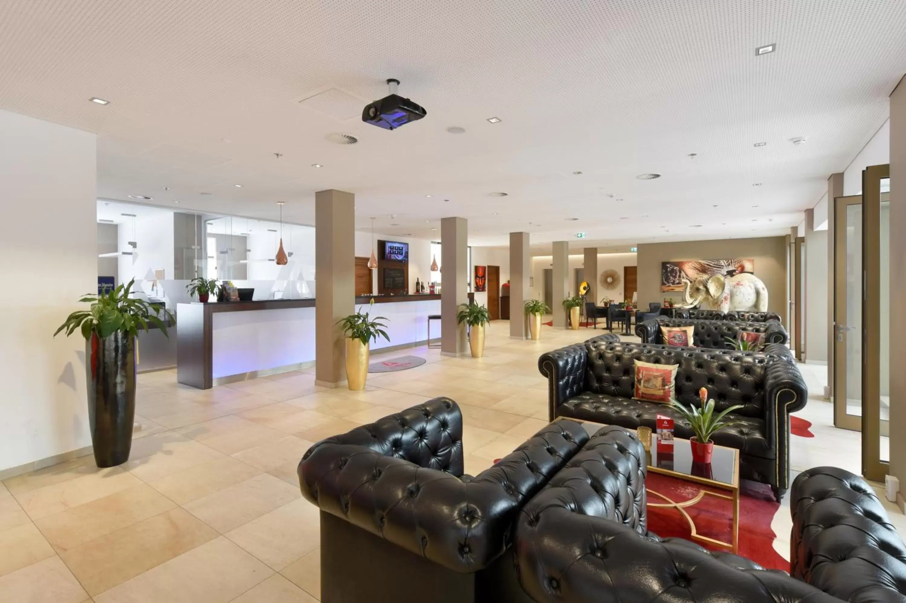 Lobby or reception, Lobby/Reception in Amedia Plaza Dresden, Trademark Collection by Wyndham