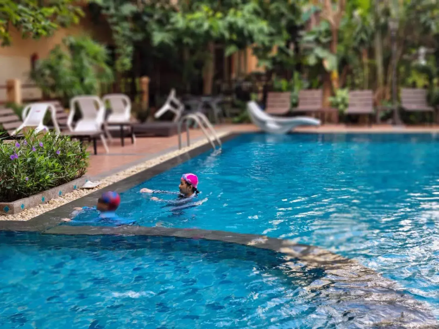 Swimming Pool in Opey De Place Pattaya