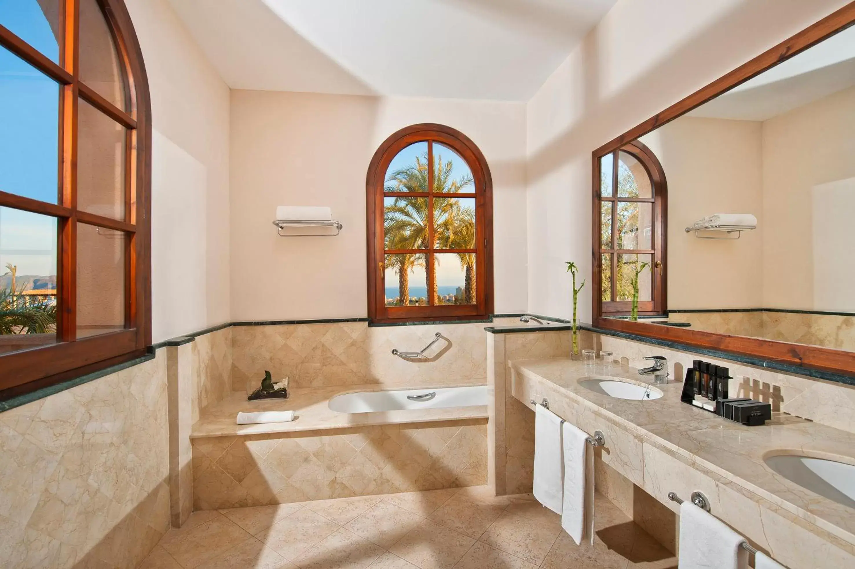 Bathroom in Melia Villaitana