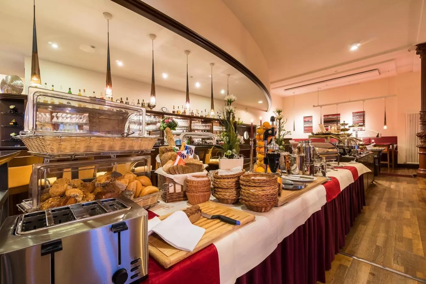 Buffet breakfast in Strandhotel Hohenzollern