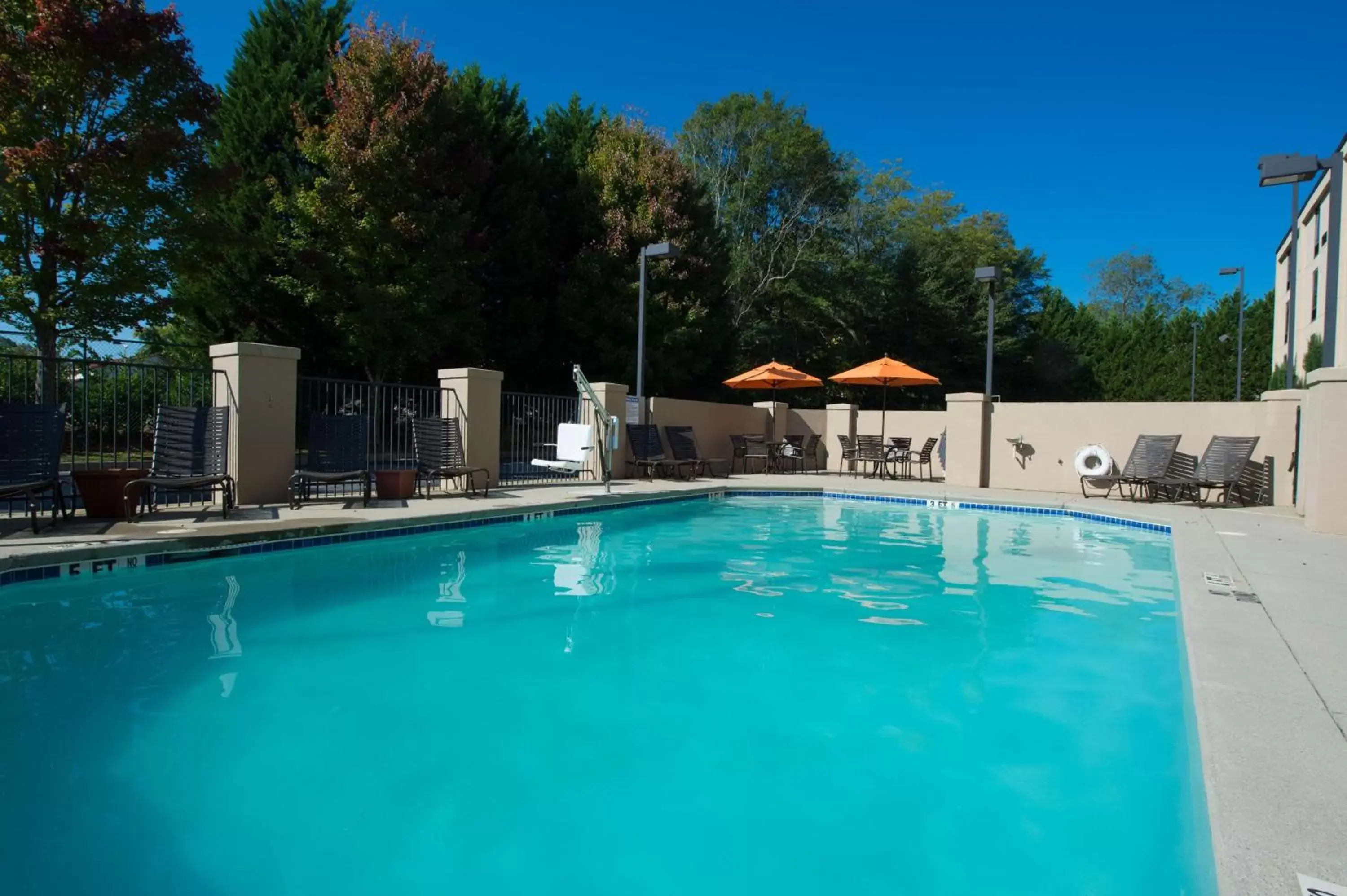 Pool view, Swimming Pool in Hampton Inn Gainesville