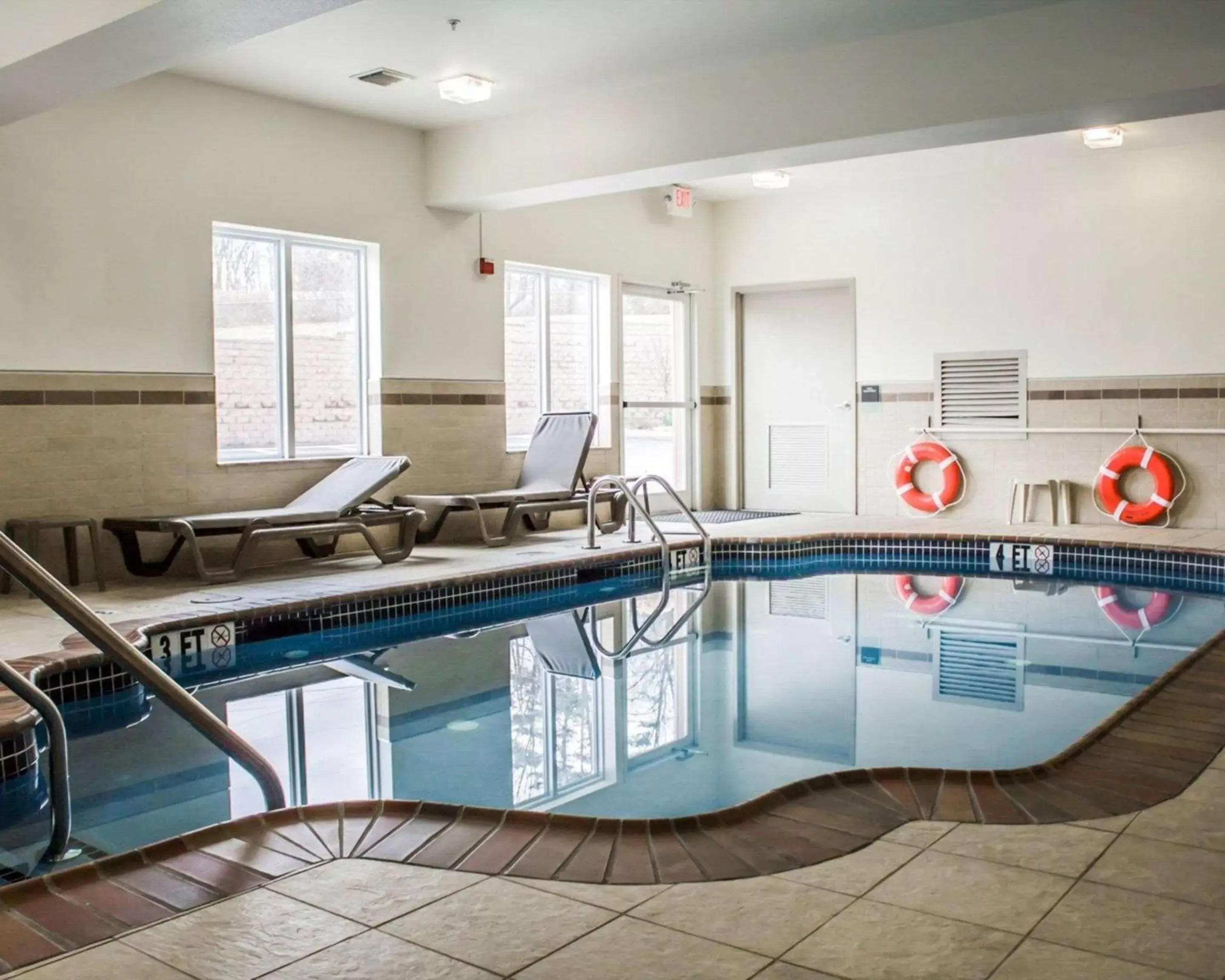On site, Swimming Pool in Sleep Inn & Suites Harrisburg -Eisenhower Boulevard
