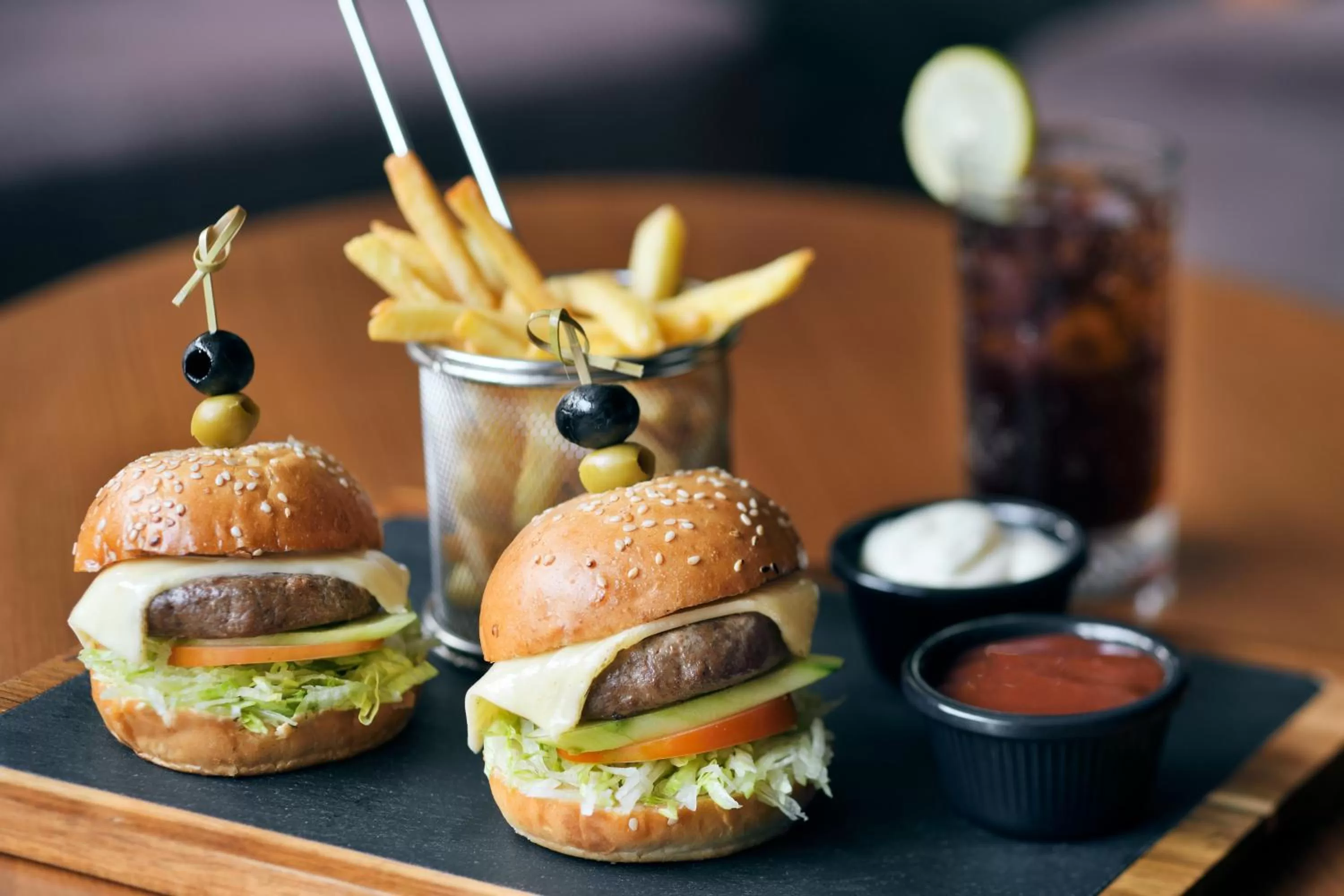 Restaurant/places to eat in Mövenpick Hotel Karachi