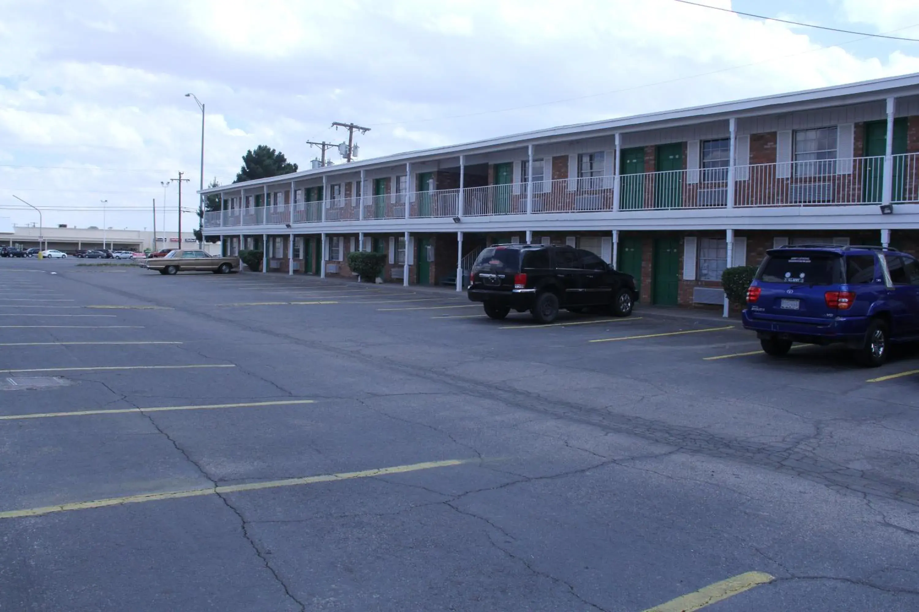 Landmark view, Property Building in Super Lodge Motel El Paso