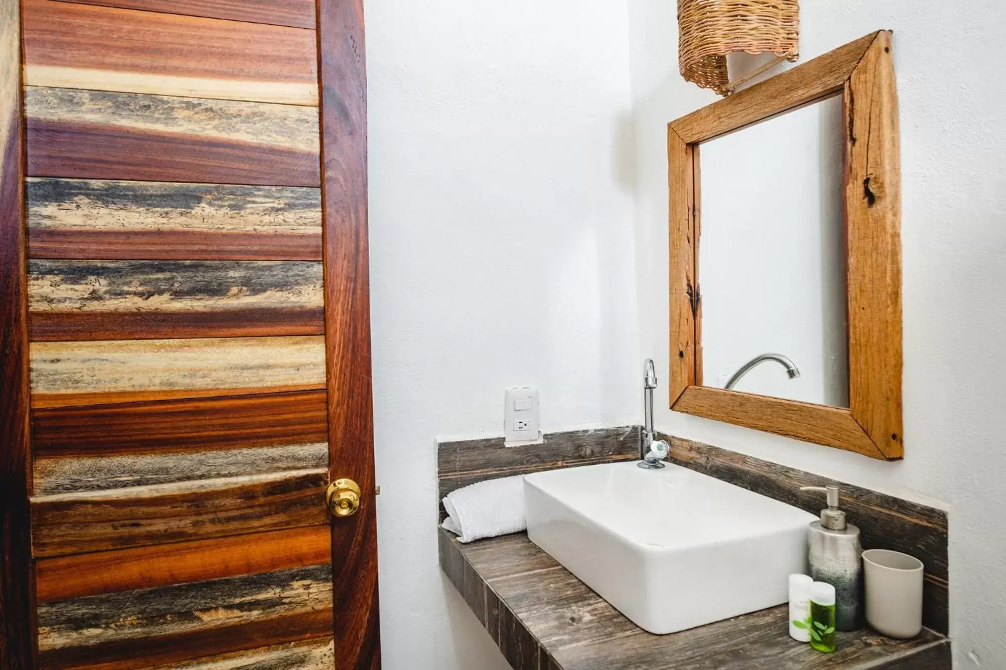 Bathroom in Casa Cuyo Hotel