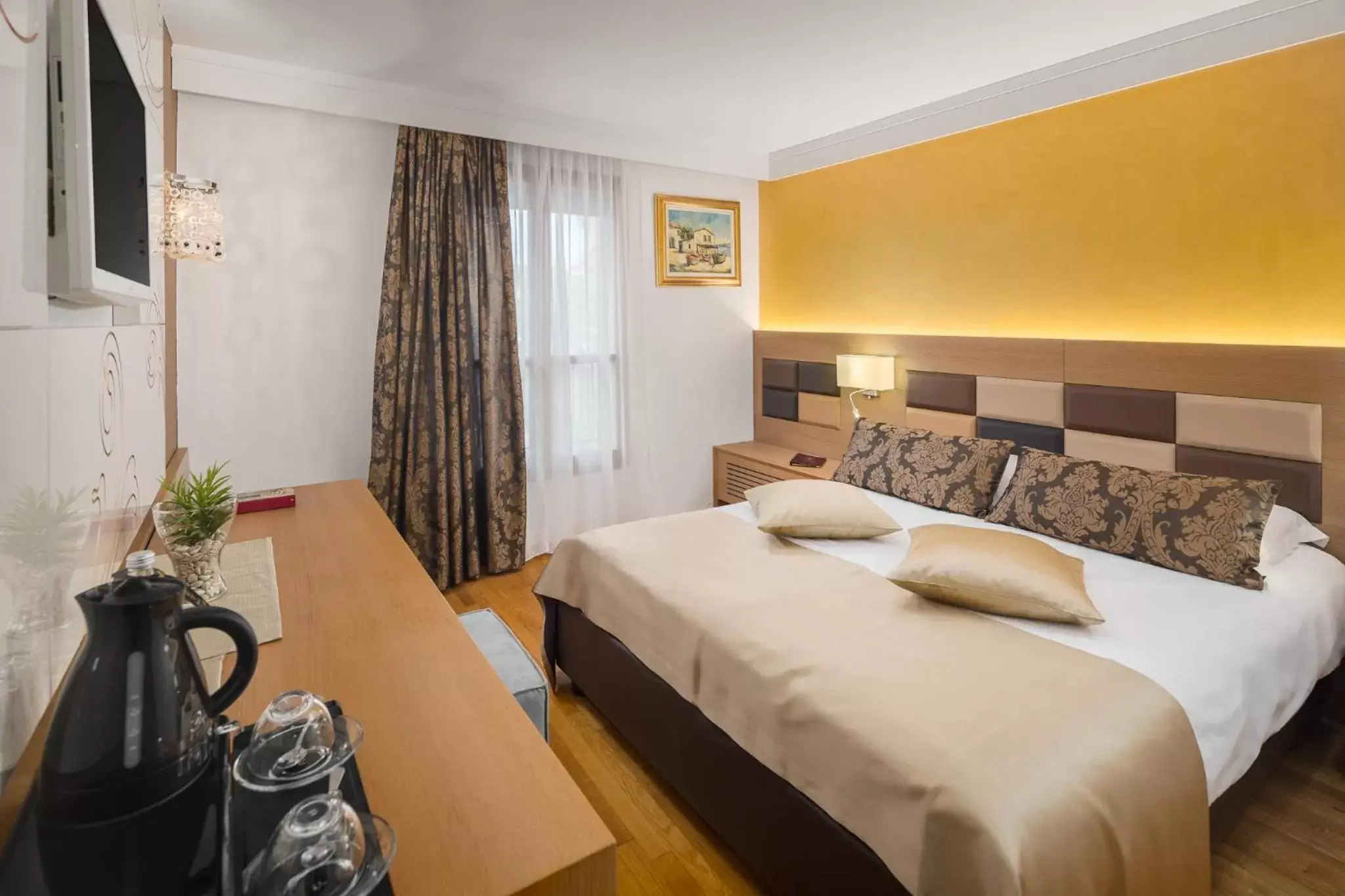 Bed in Hotel Cittar