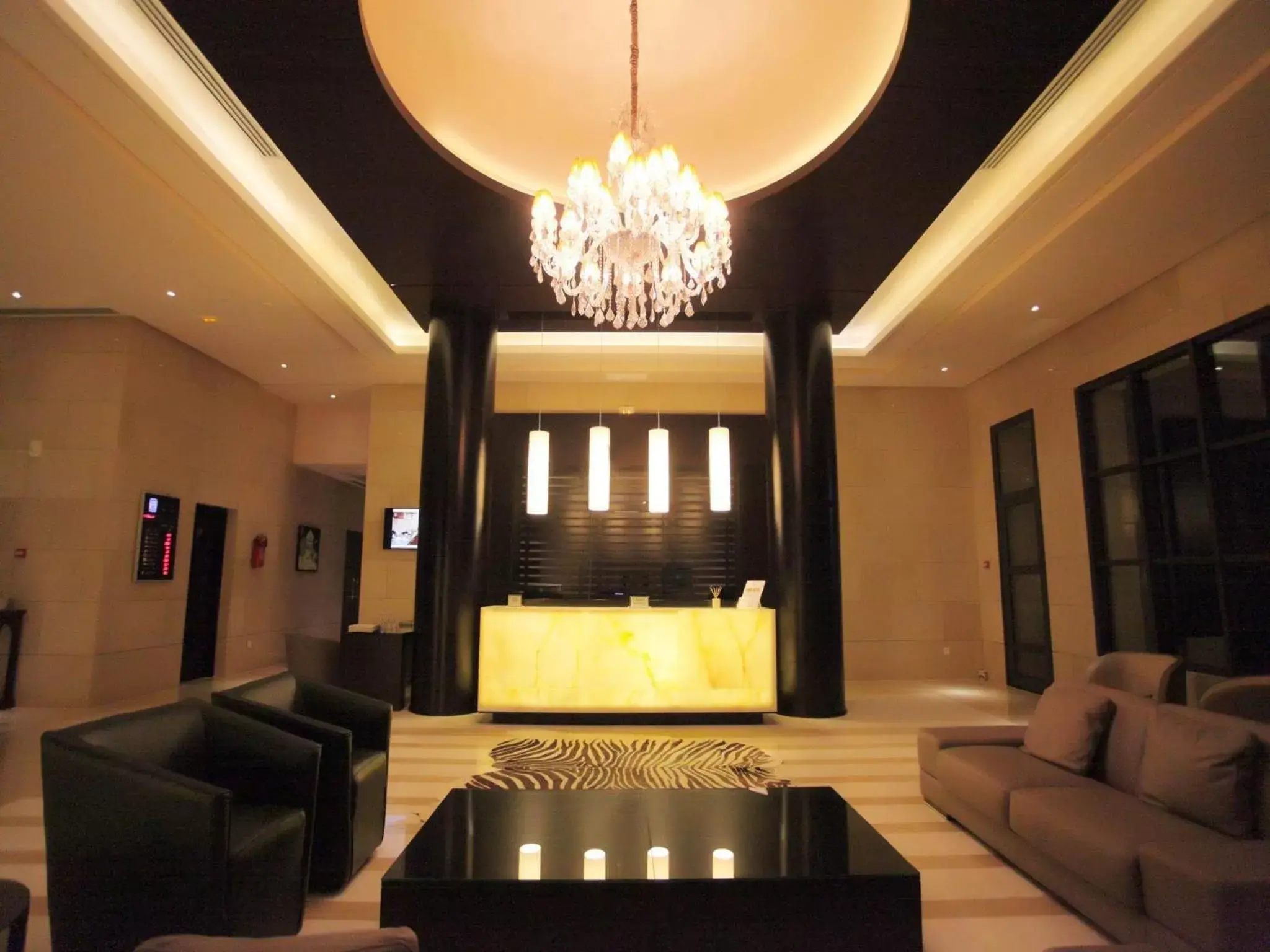 Lobby or reception, Seating Area in Le Corail Suites Hotel