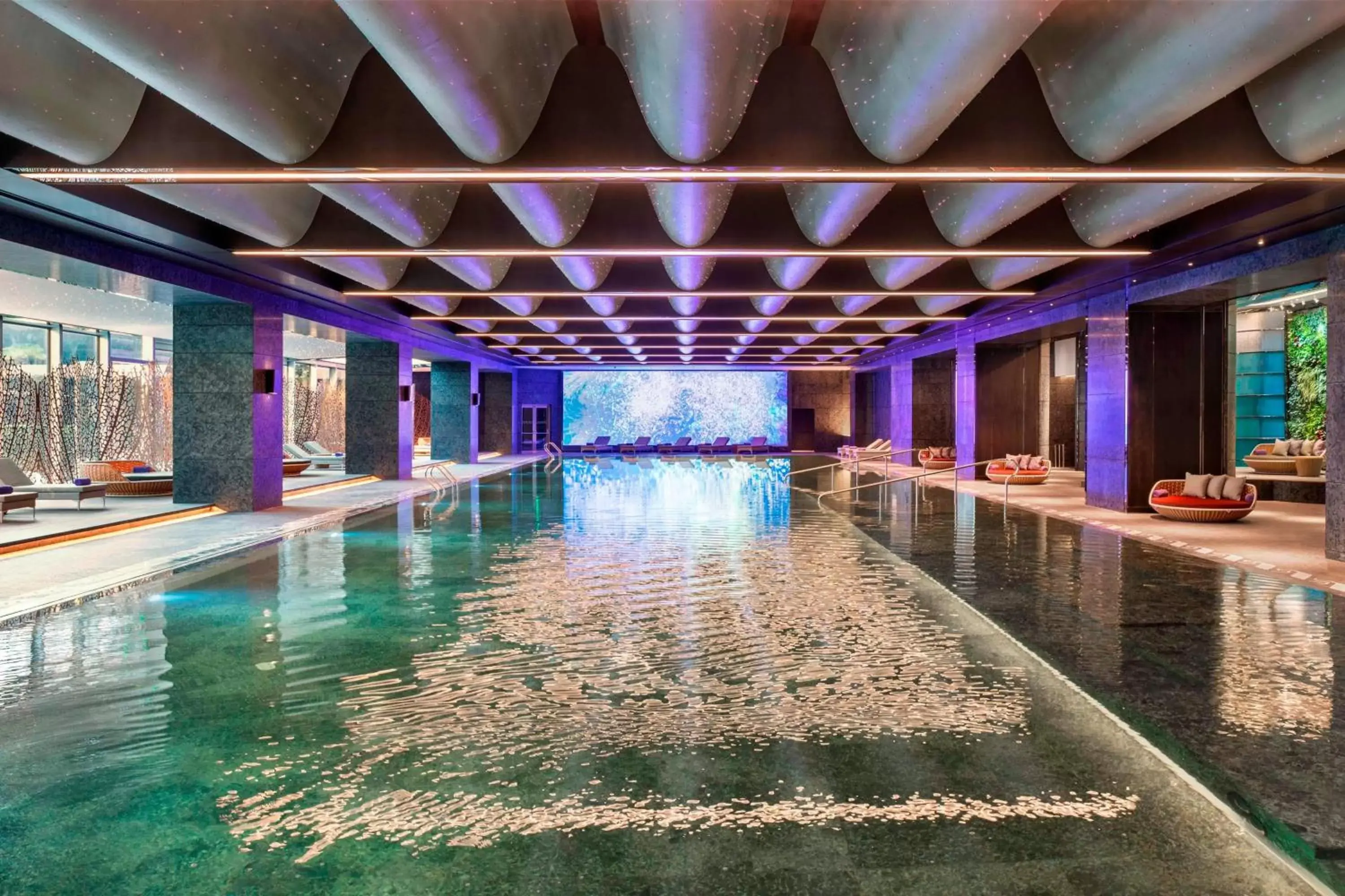 Swimming Pool in W XIAN Hotel