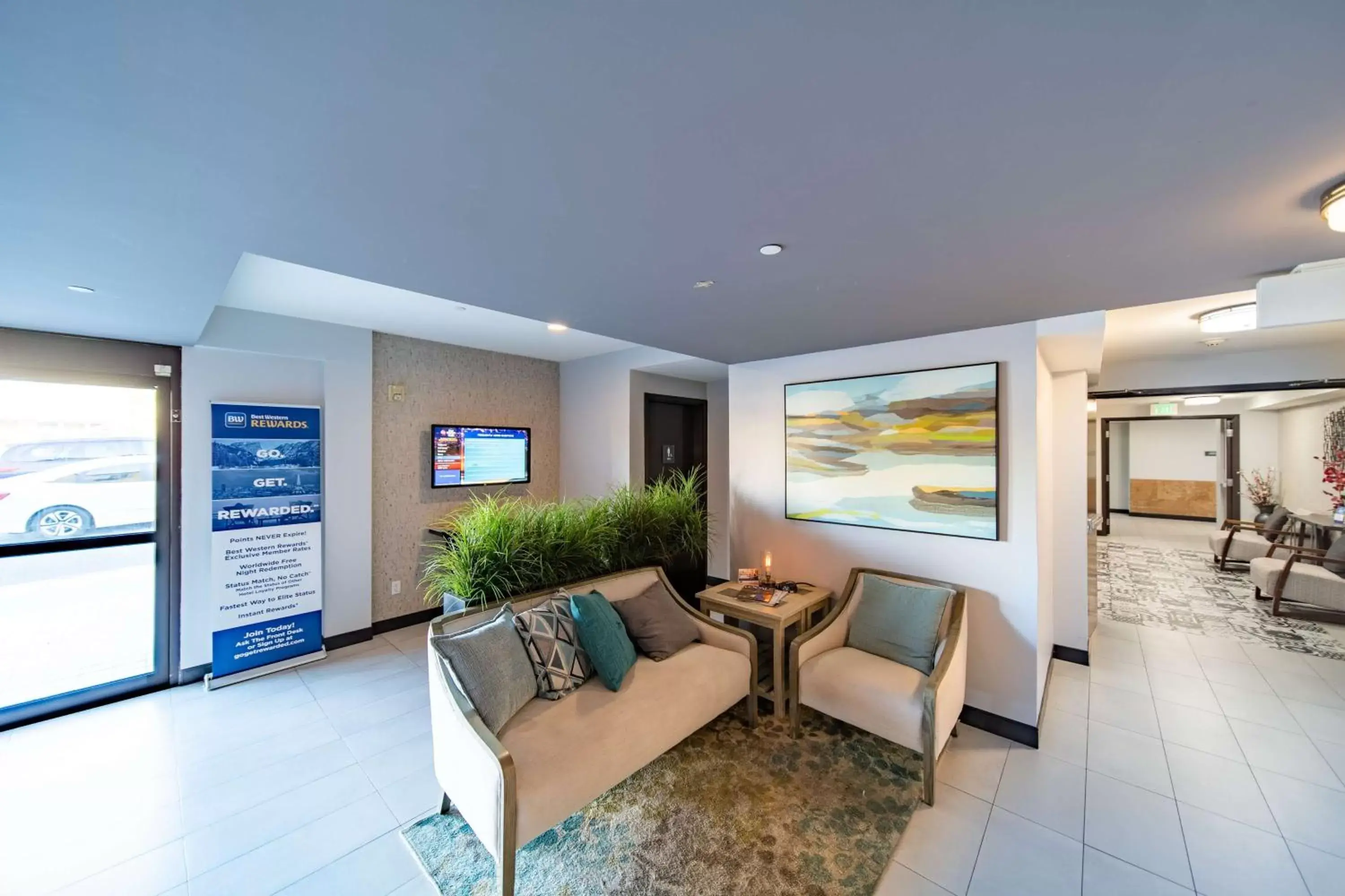 Lobby or reception, Seating Area in Best Western Plus Manhattan Beach Hotel