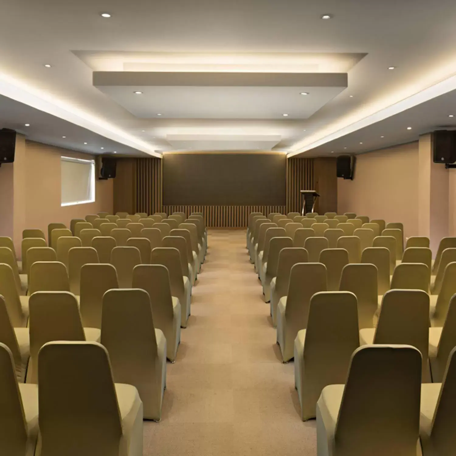 Meeting/conference room in Aryaduta Palembang