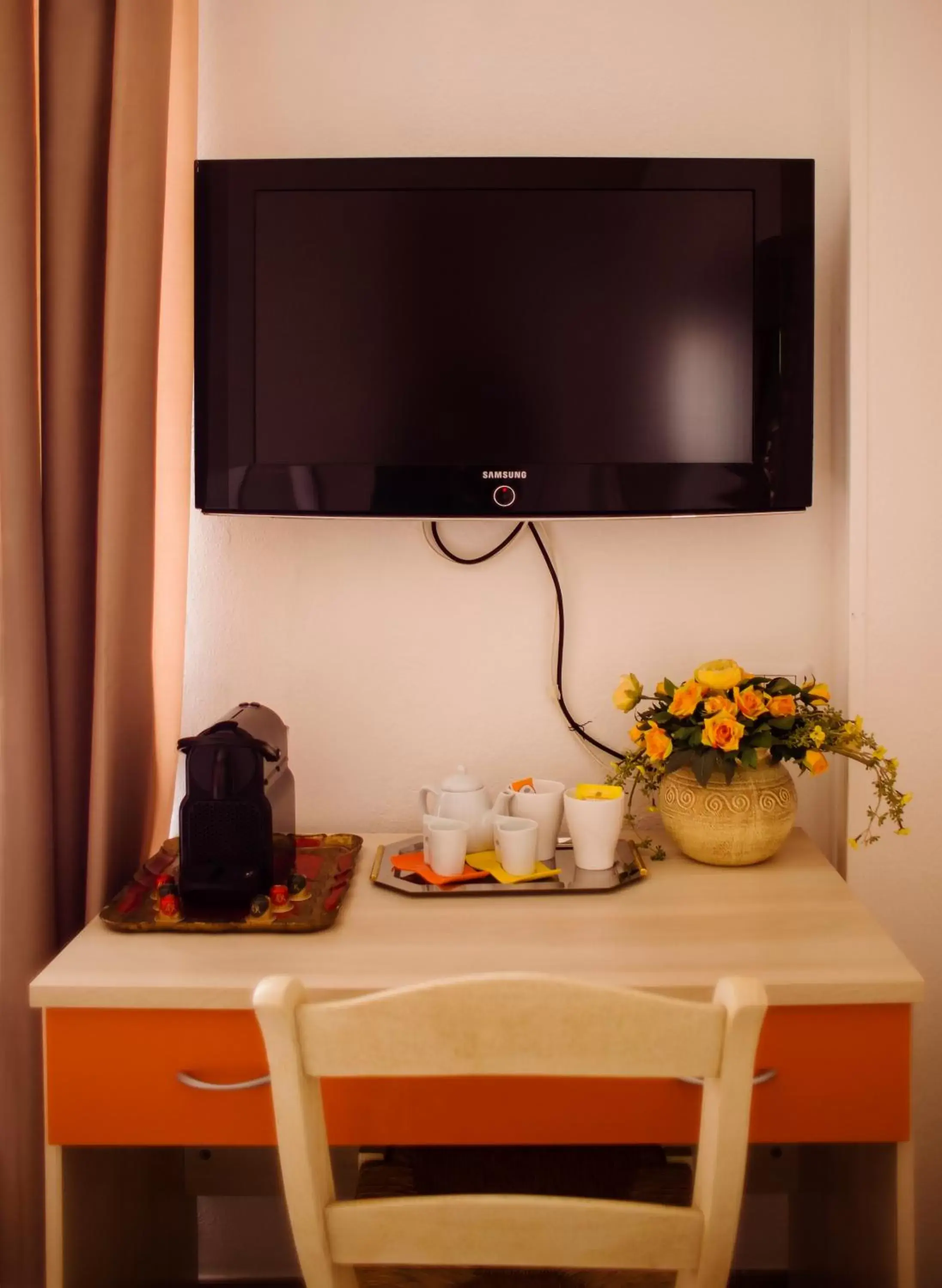 TV/Entertainment Center in Sweet Rooms Cagliari