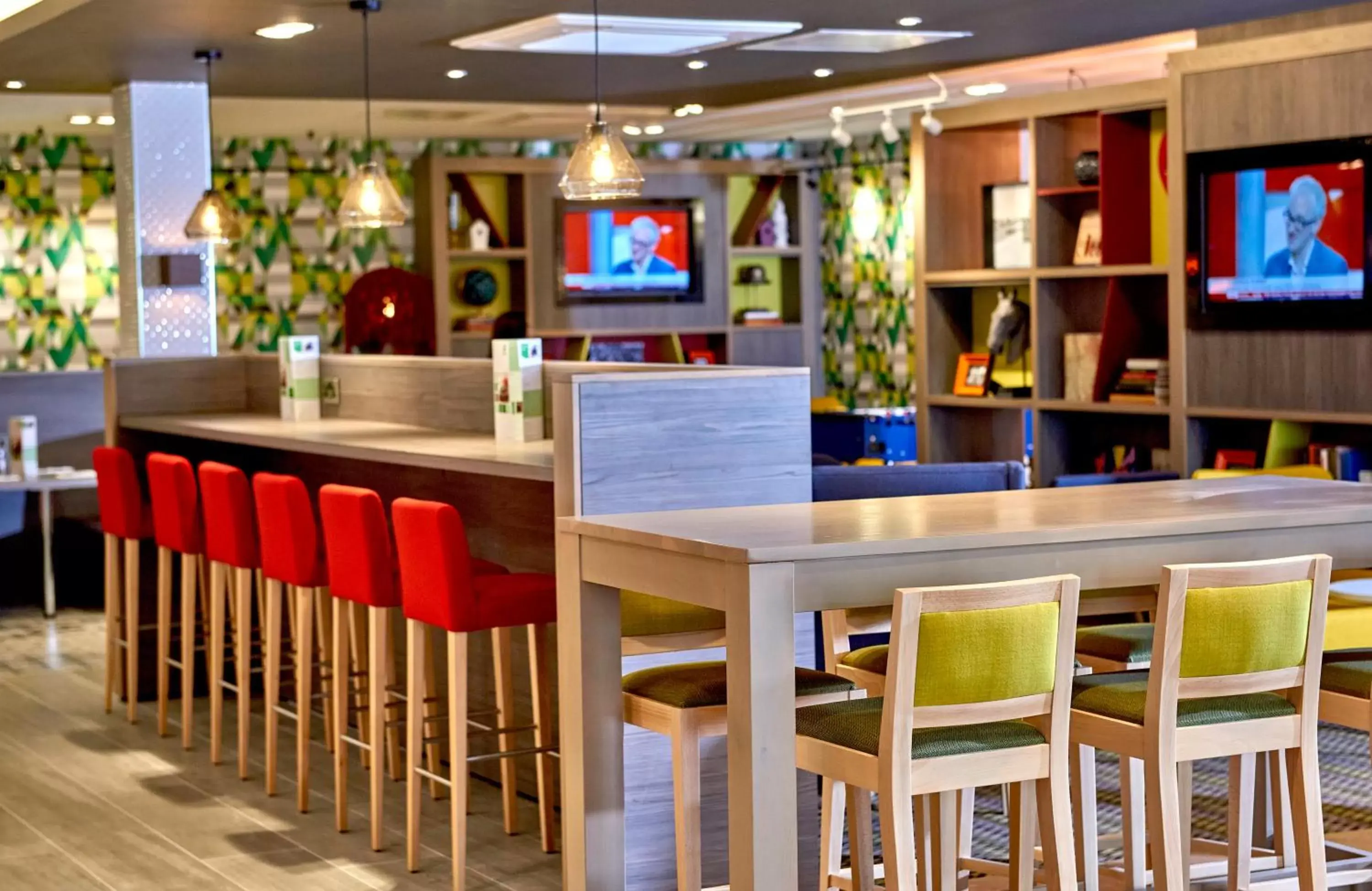 Lounge or bar, Lounge/Bar in Holiday Inn Northampton West M1 Junc 16, an IHG Hotel