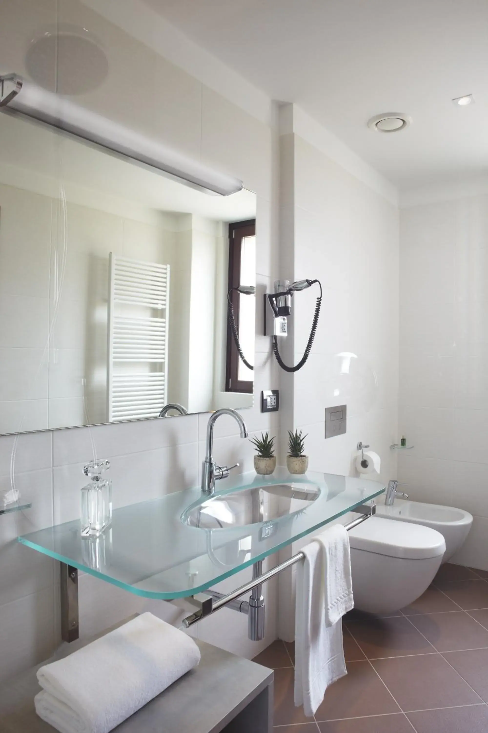 Toilet, Bathroom in Palazzo di Varignana