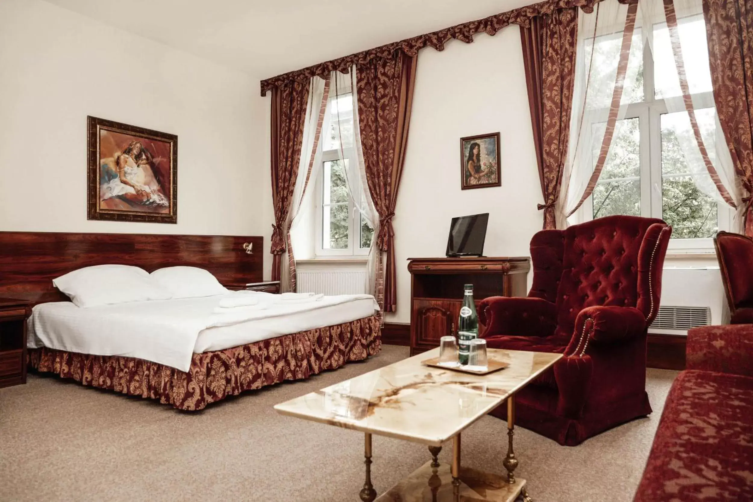 Living room in Old Time Hotel Living room in Old Time Hotel