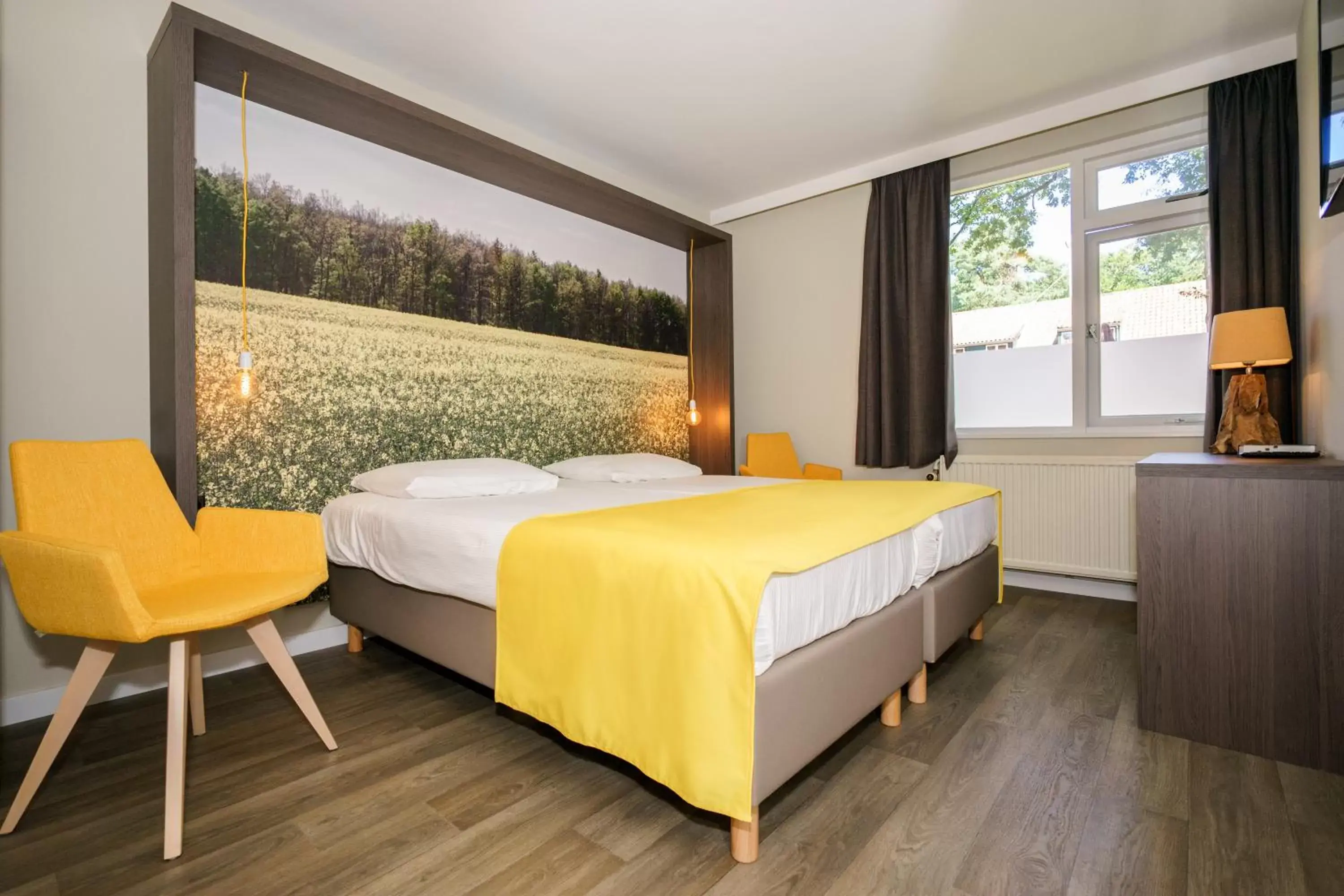 Photo of the whole room, Bed in Hotel de Hoeve van Nunspeet