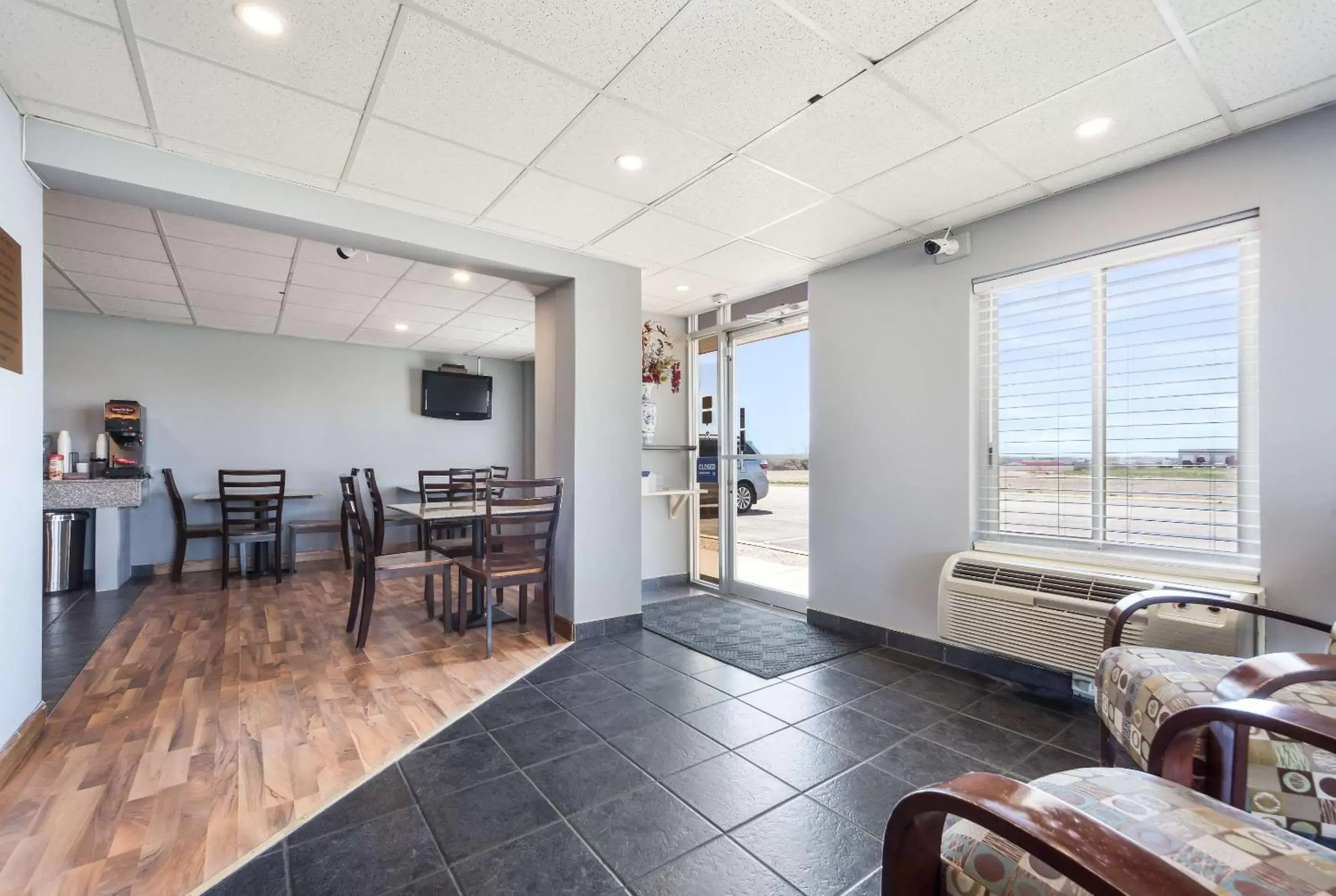 Lobby or reception in Rodeway Inn University District Lobby or reception in Rodeway Inn University District