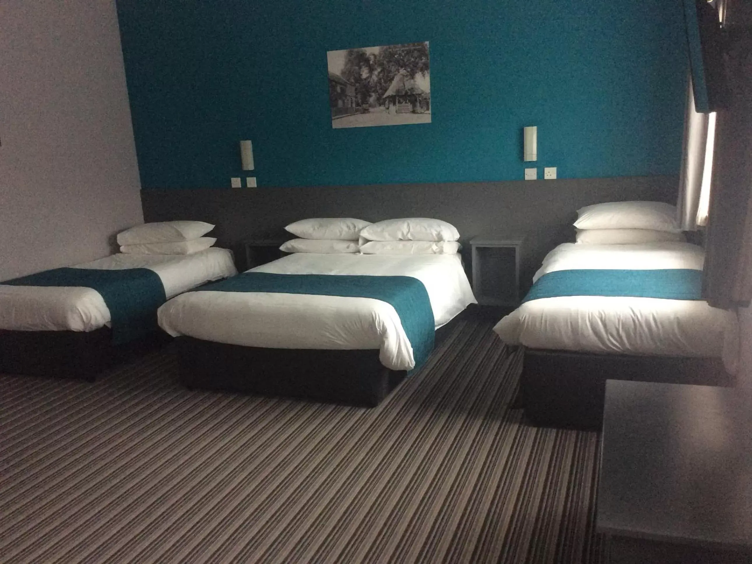 Quadruple Room in Oyster Fleet Hotel
