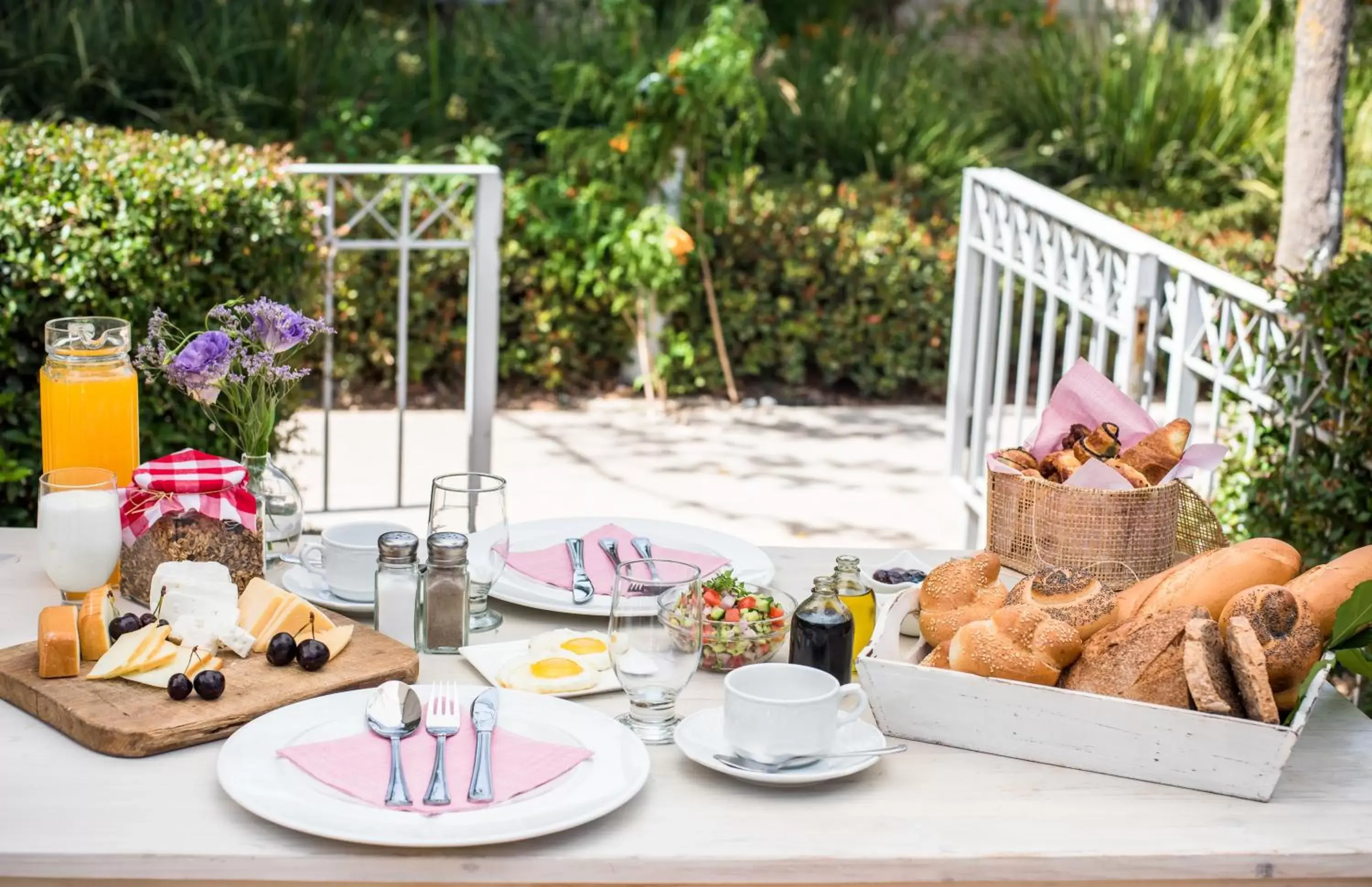 Breakfast in Ramat Rachel Resort