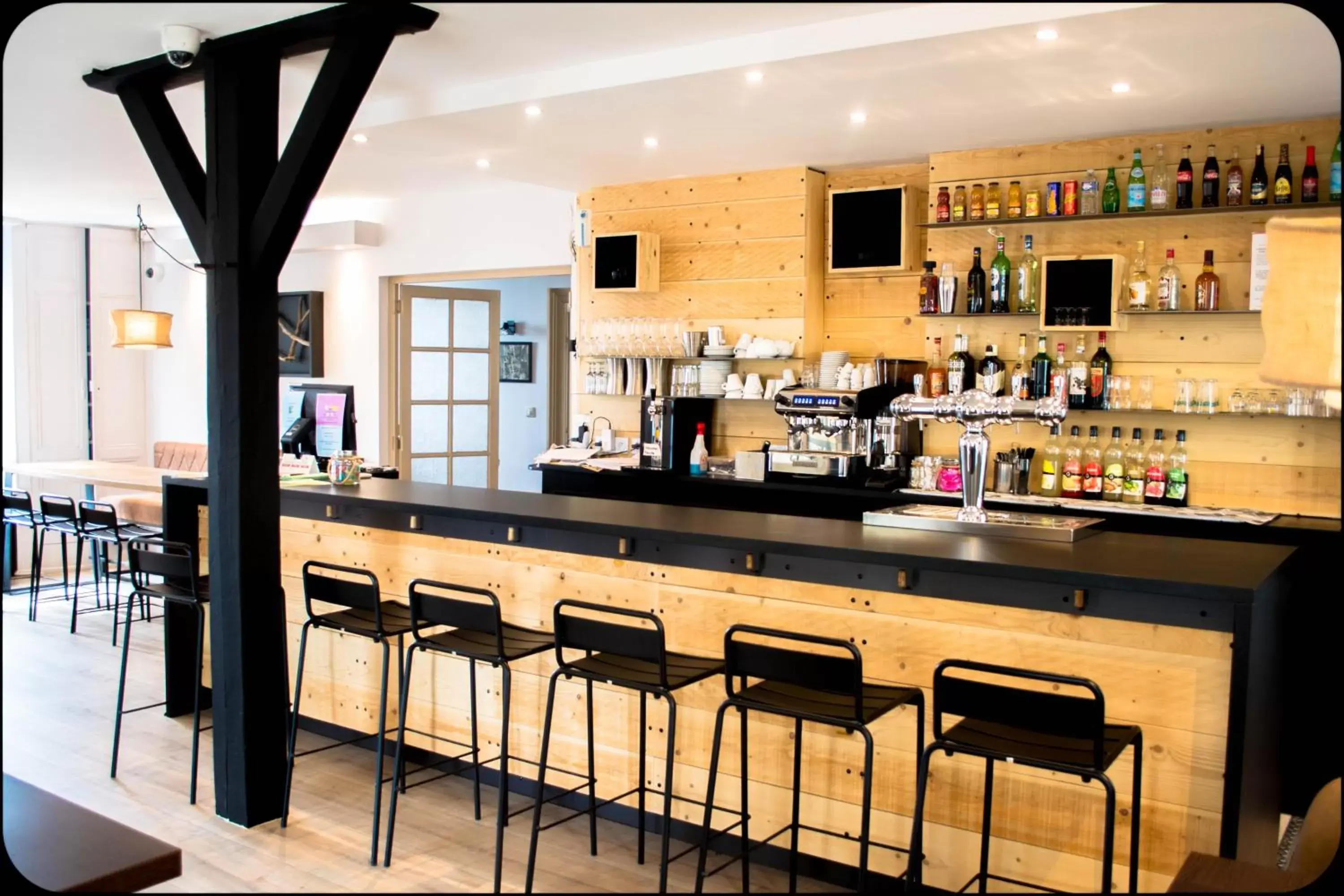 Restaurant/places to eat in Logis Hôtel La Bastide des Oliviers Restaurant/places to eat in Logis Hôtel La Bastide des Oliviers