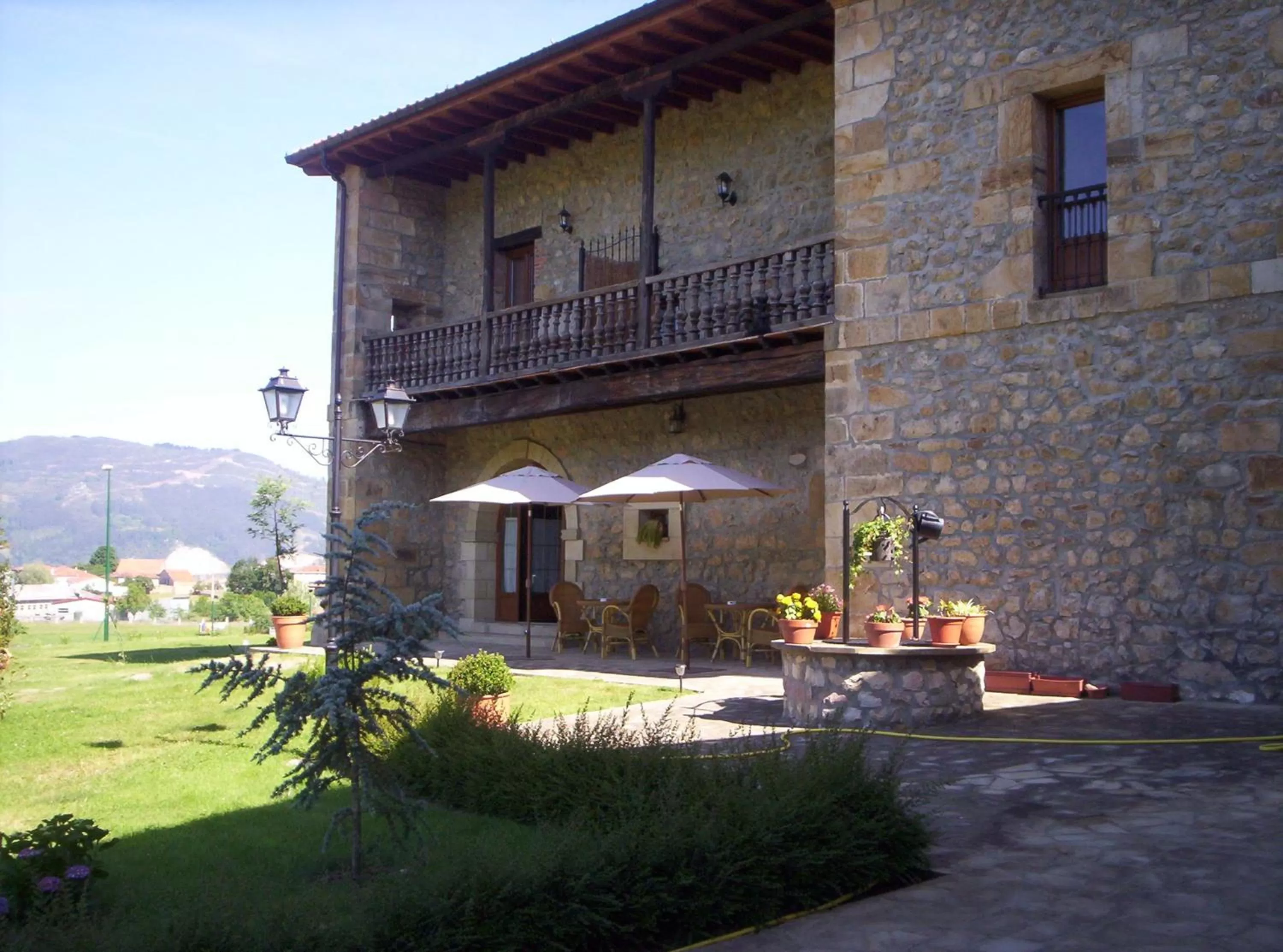 Garden in Hotel Palacio Garcia Quijano