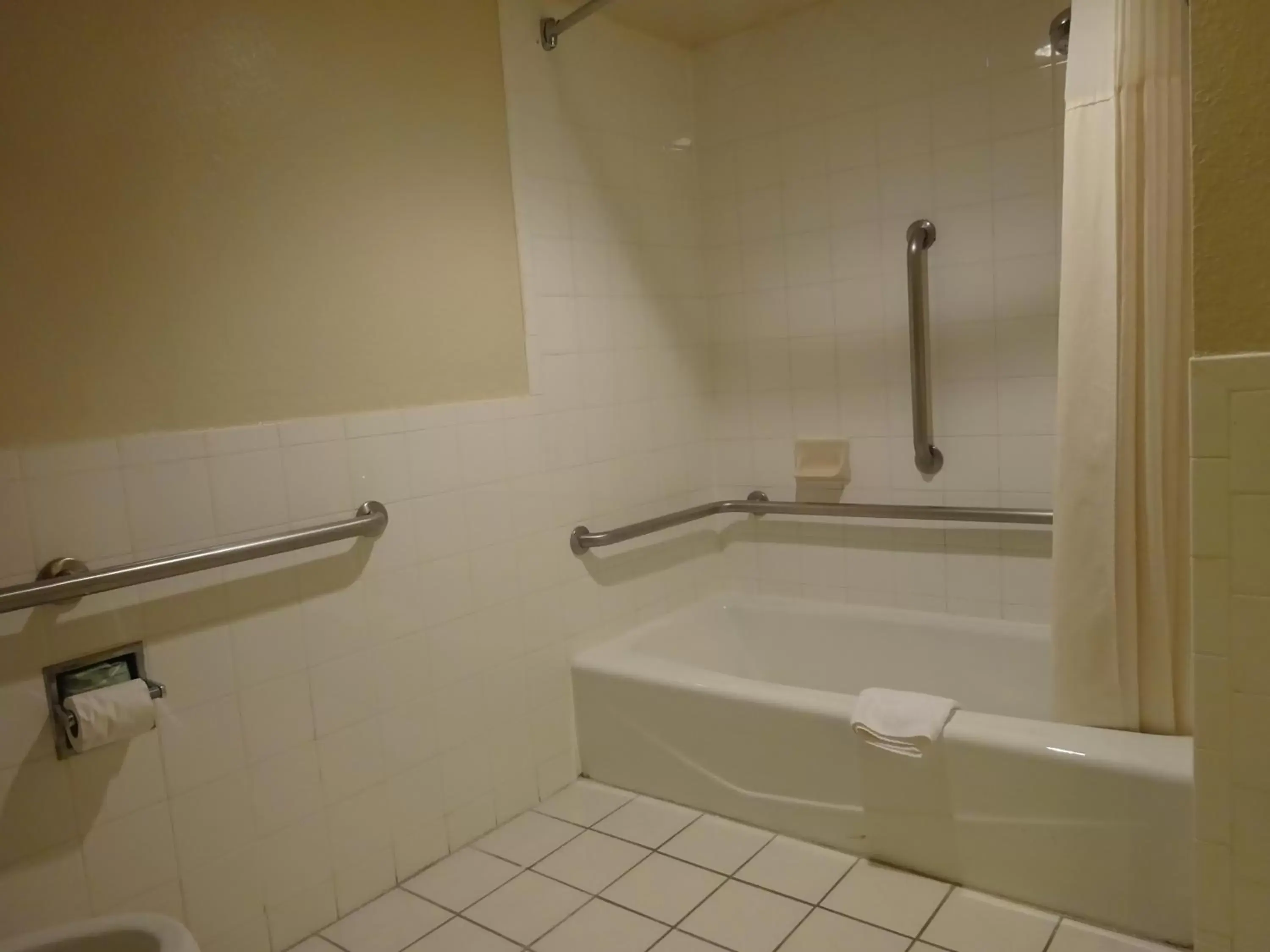 Bathroom in SureStay by Best Western Victoria