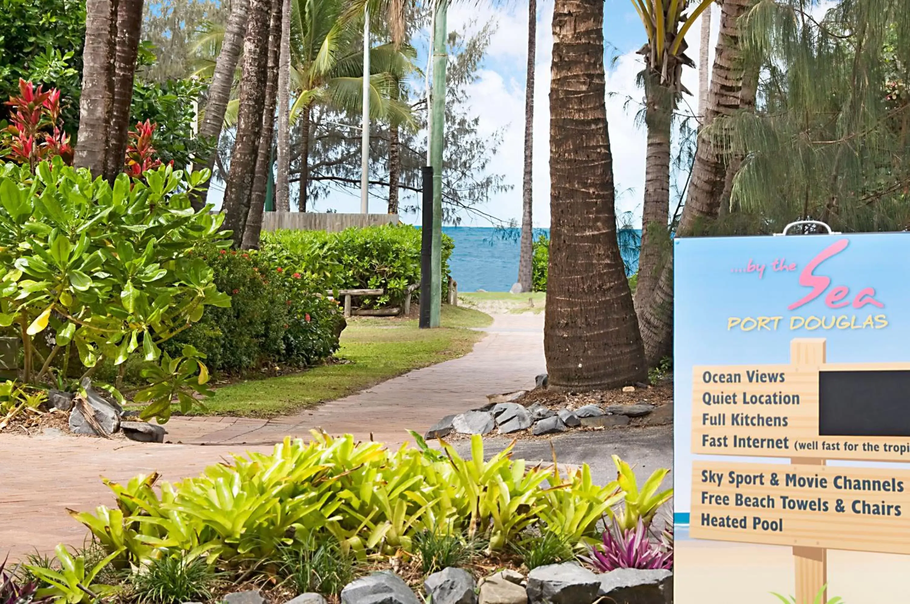 Facade/entrance, Garden in By The Sea Port Douglas