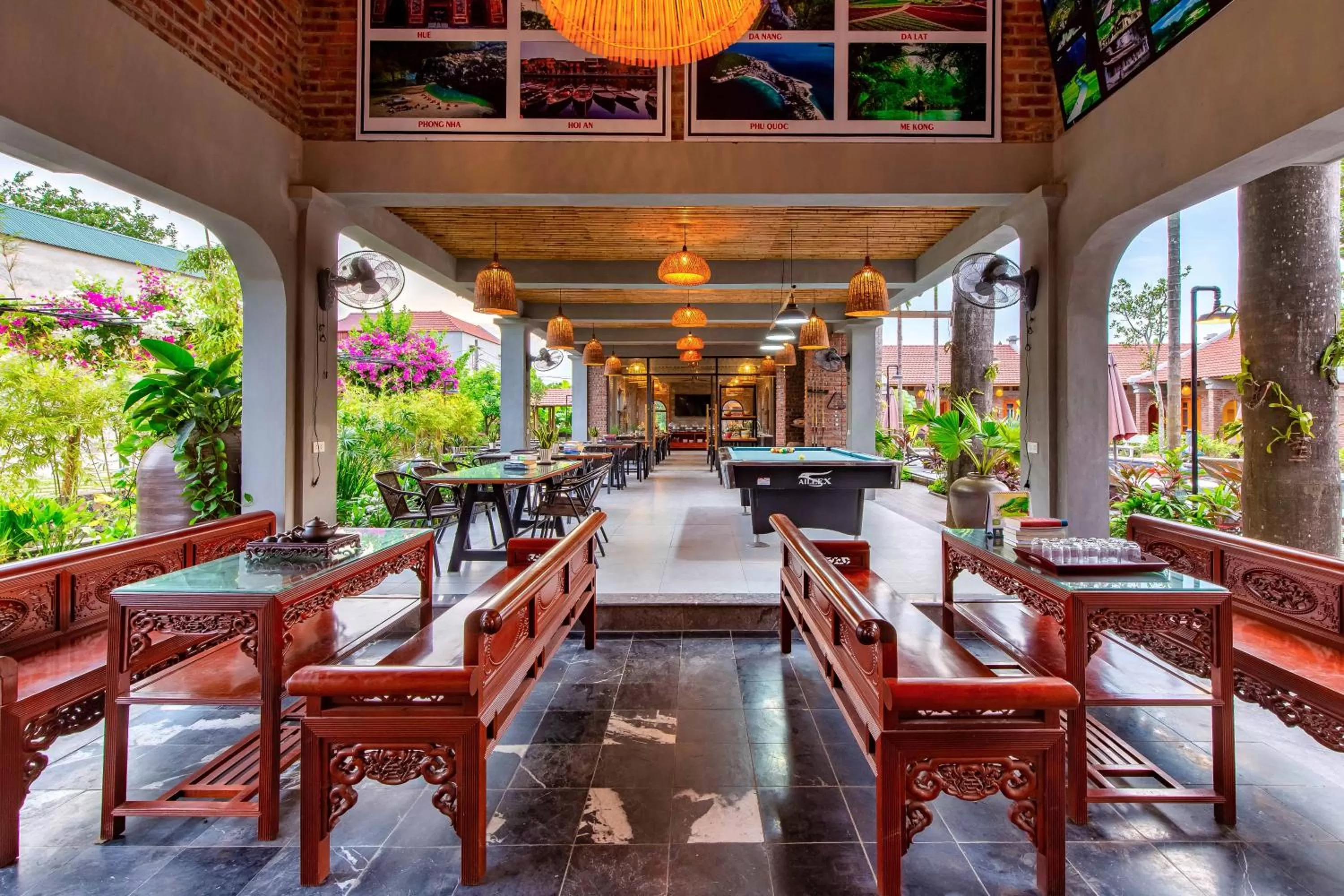 Restaurant/places to eat in Tam Coc Banana Bungalow