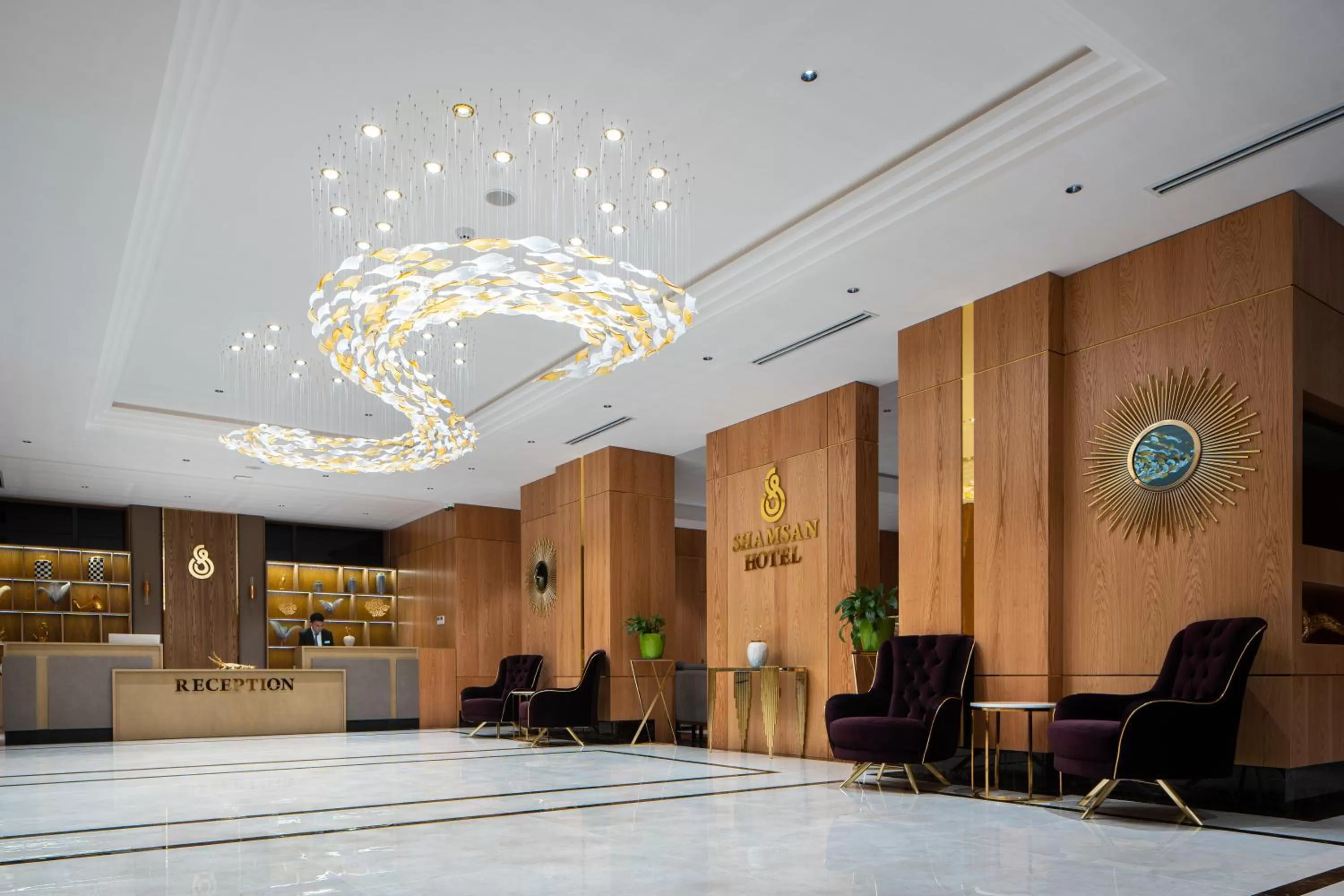 Lobby or reception in Shamsan Airport Hotel