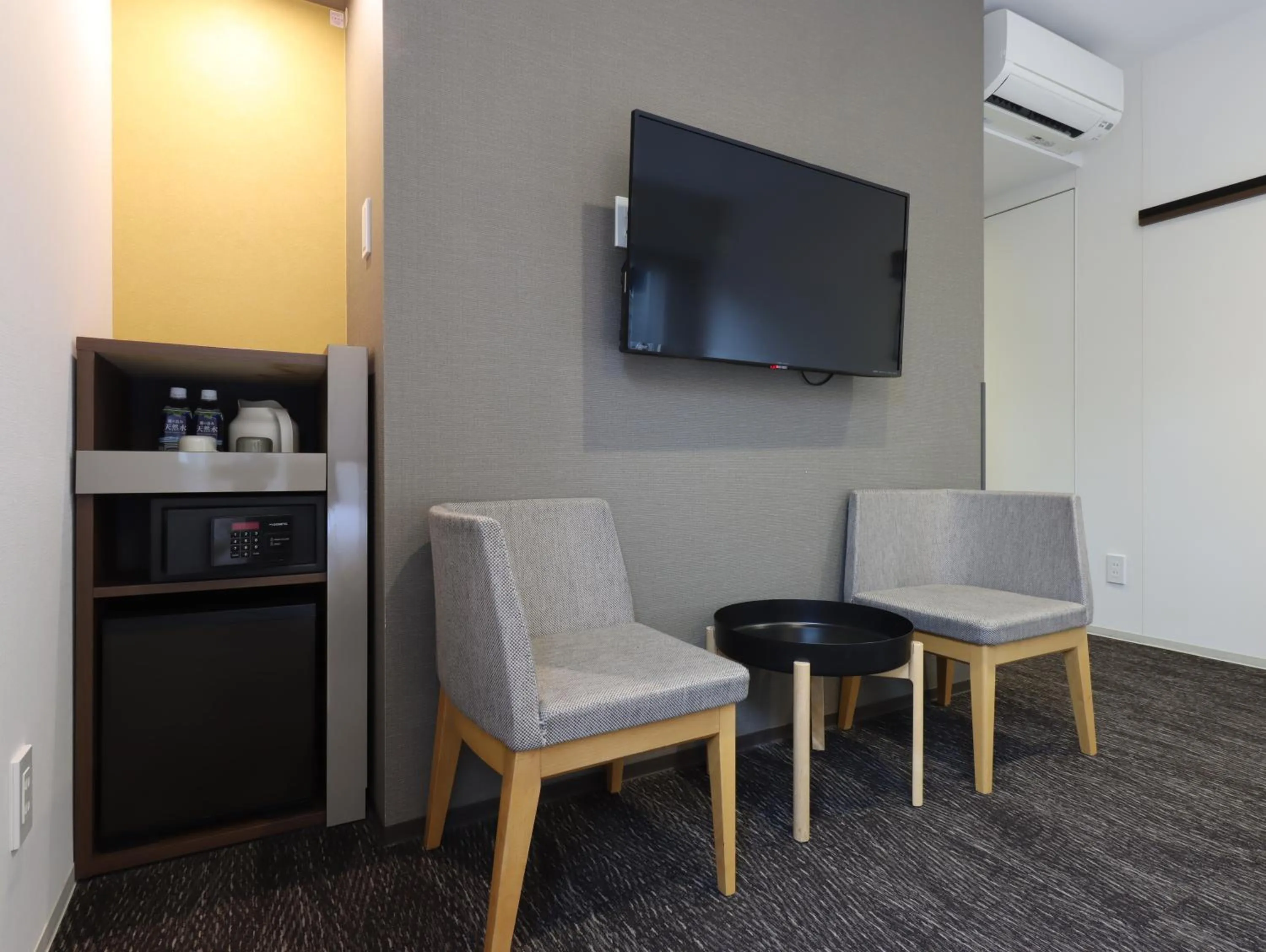 Photo of the whole room in HOTEL M's EST KYOTO STATION SOUTH