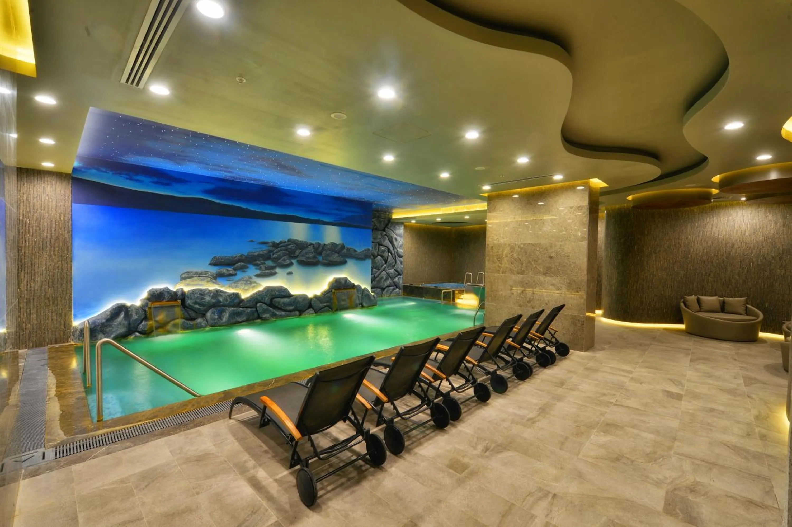 Hot Spring Bath in Marigold Thermal & Spa Hotel Bursa