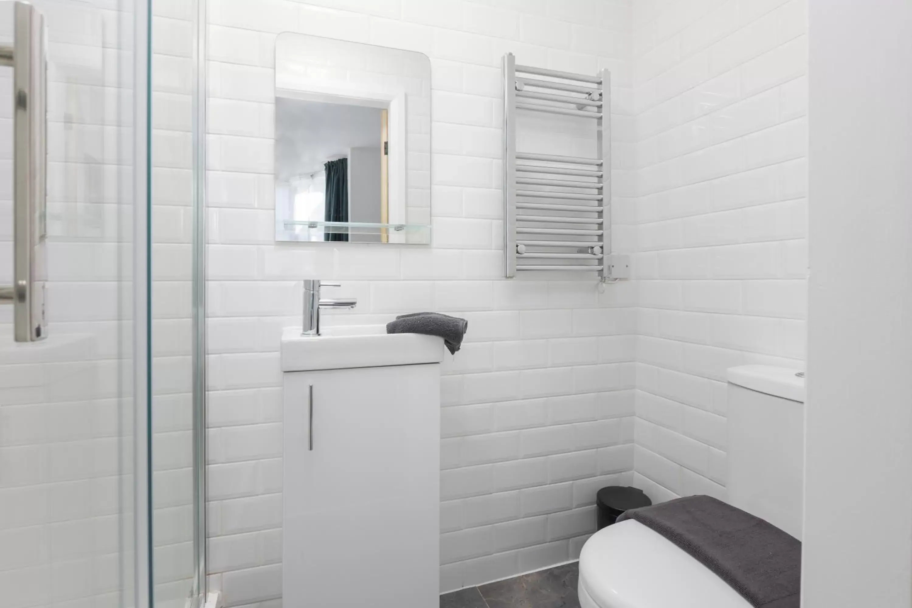 Bathroom in Charles Alexander Short Stay - TheWestern Blackpool