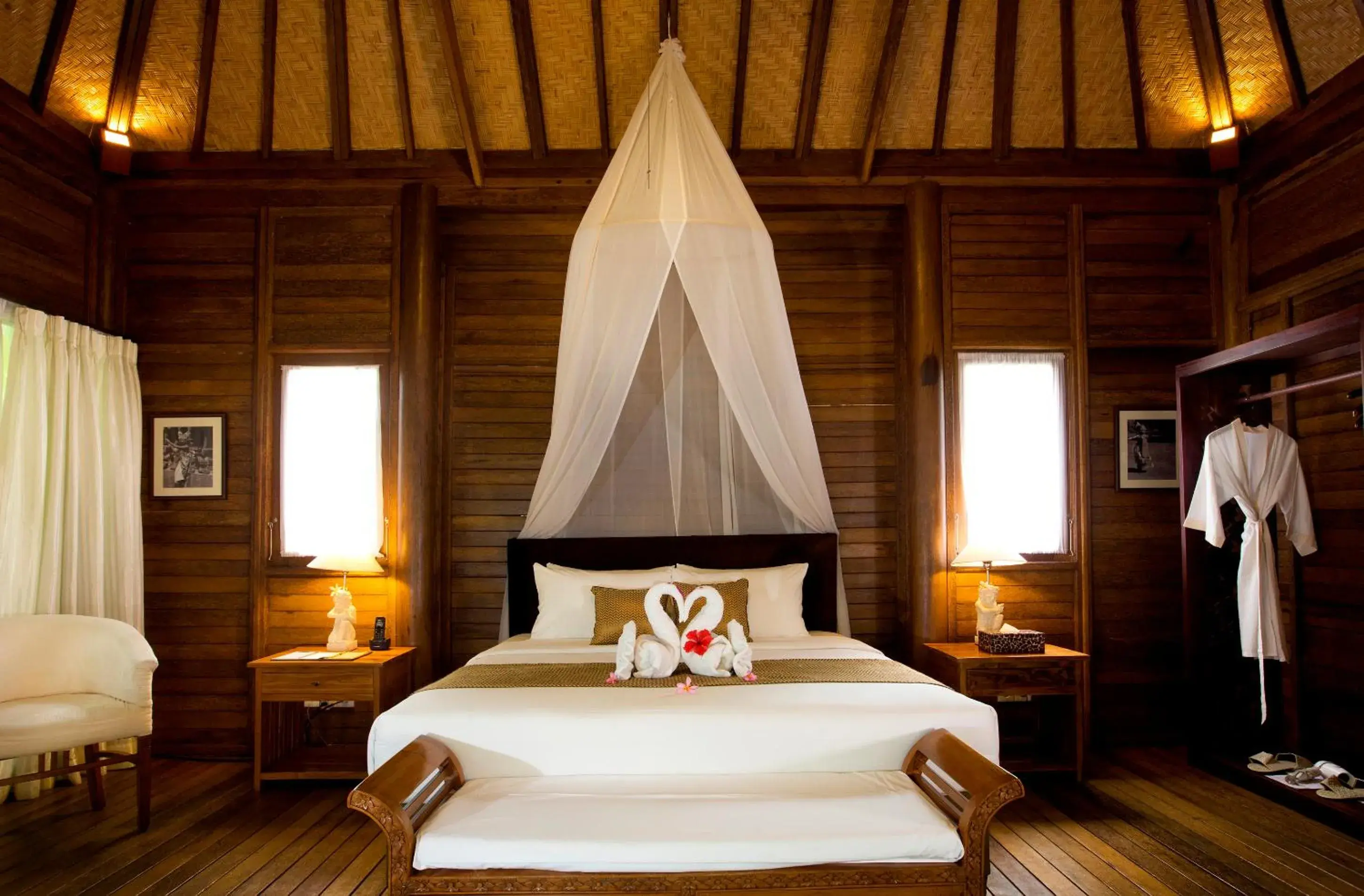 Bedroom, Bed in The Mansion Resort Hotel & Spa