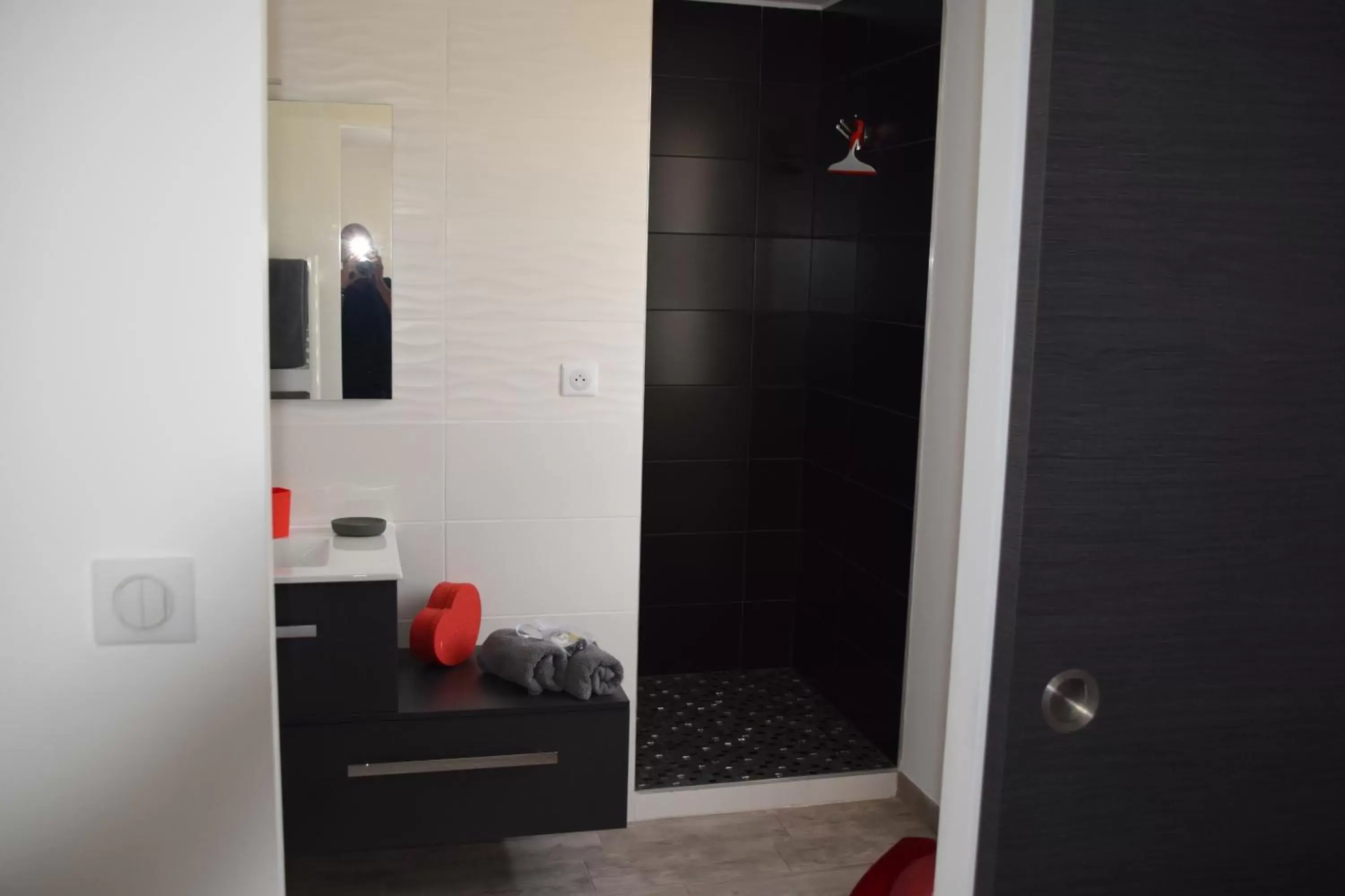 Bedroom, Bathroom in La villa 13&15