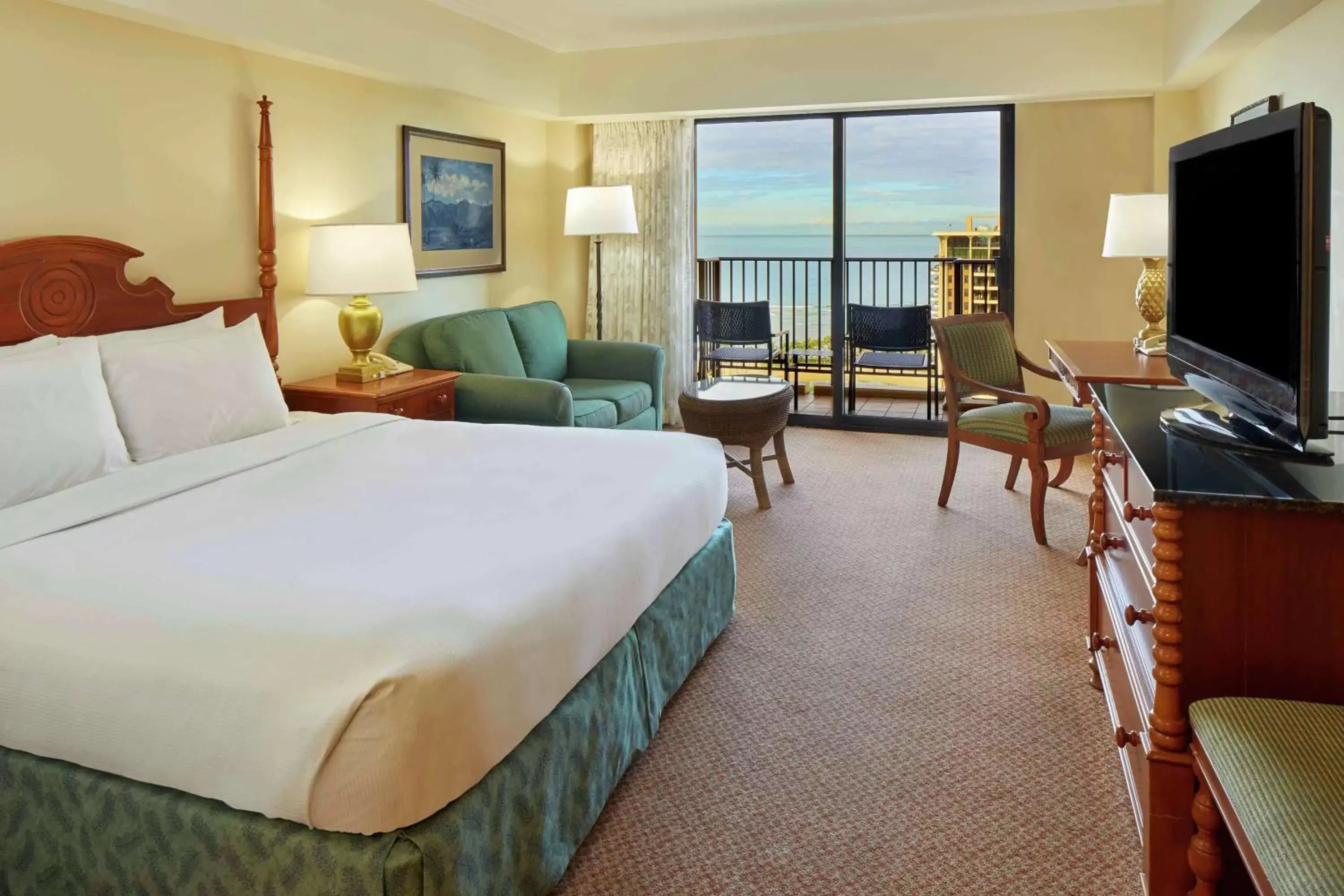 Bedroom in Hilton Hawaiian Village Waikiki Beach Resort
