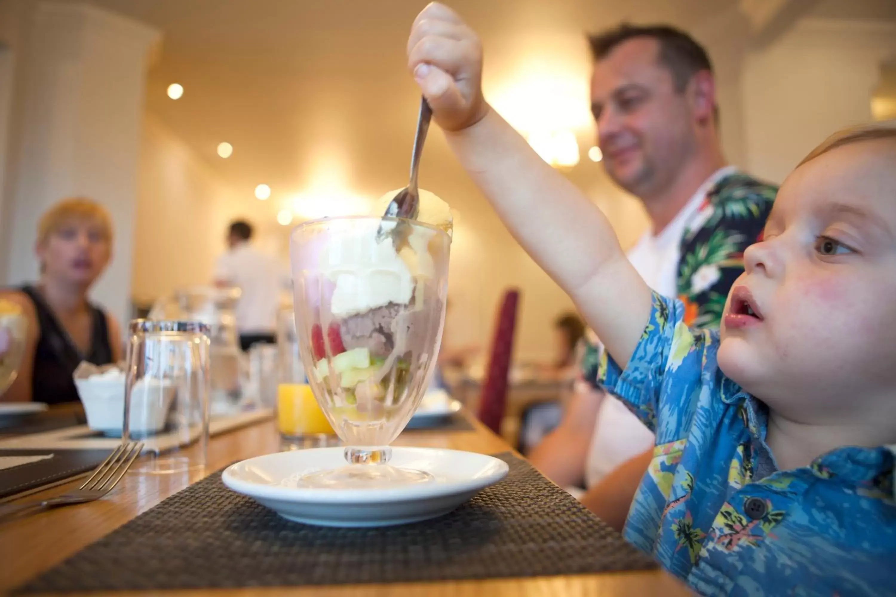 Restaurant/places to eat in Luccombe Hall Hotel Restaurant/places to eat in Luccombe Hall Hotel