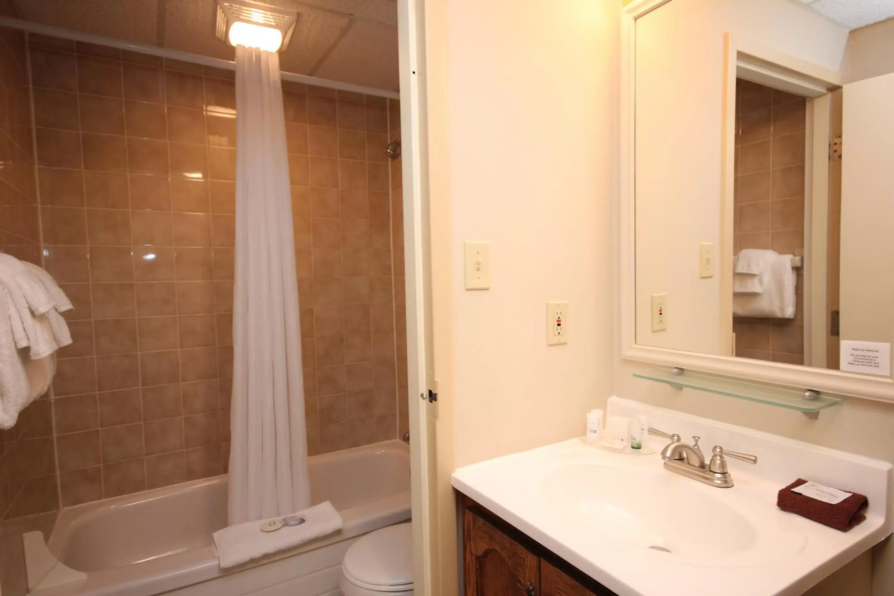 Bathroom in St Andrews Inn & Suites