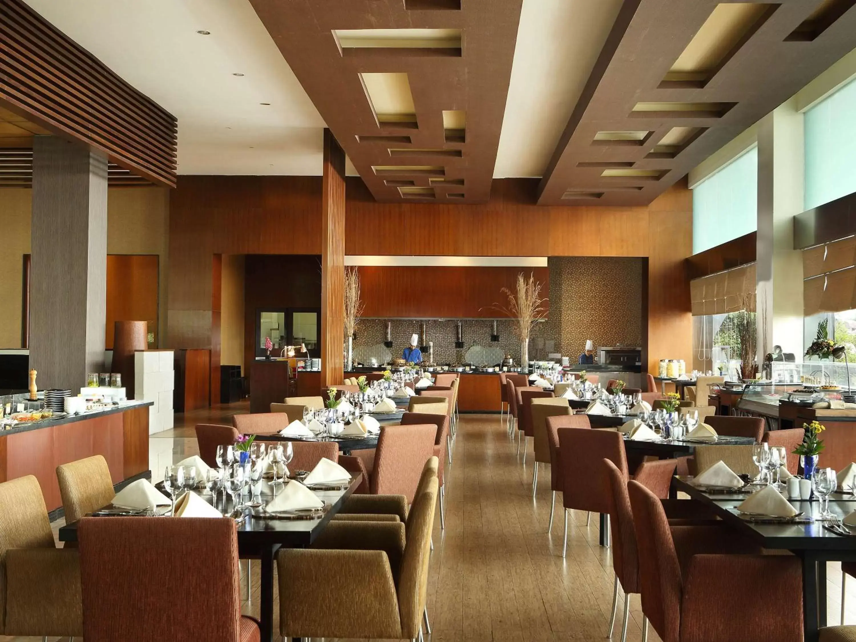 Restaurant/Places to Eat in Novotel Balikpapan