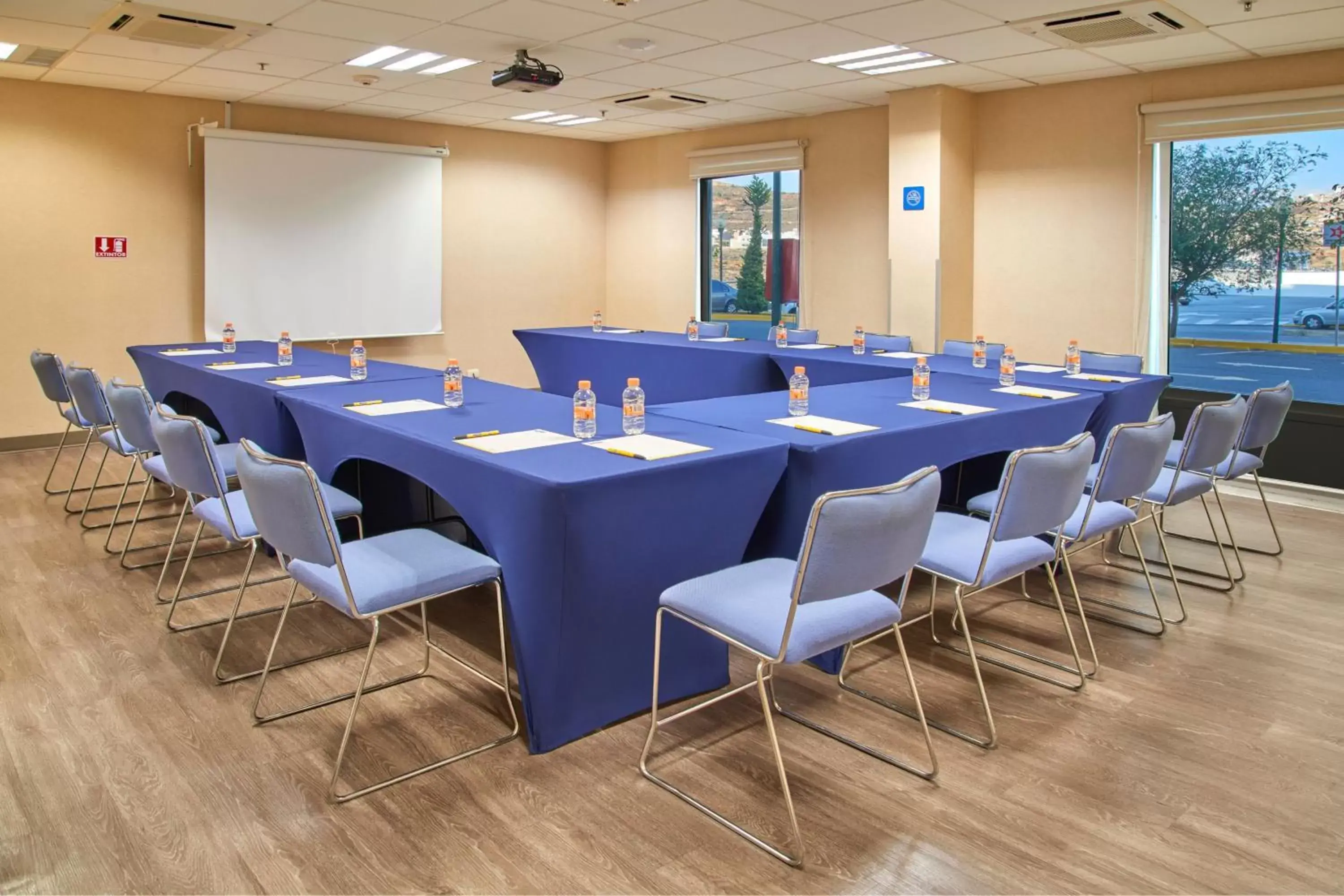 Meeting/conference room in City Express by Marriott Zacatecas