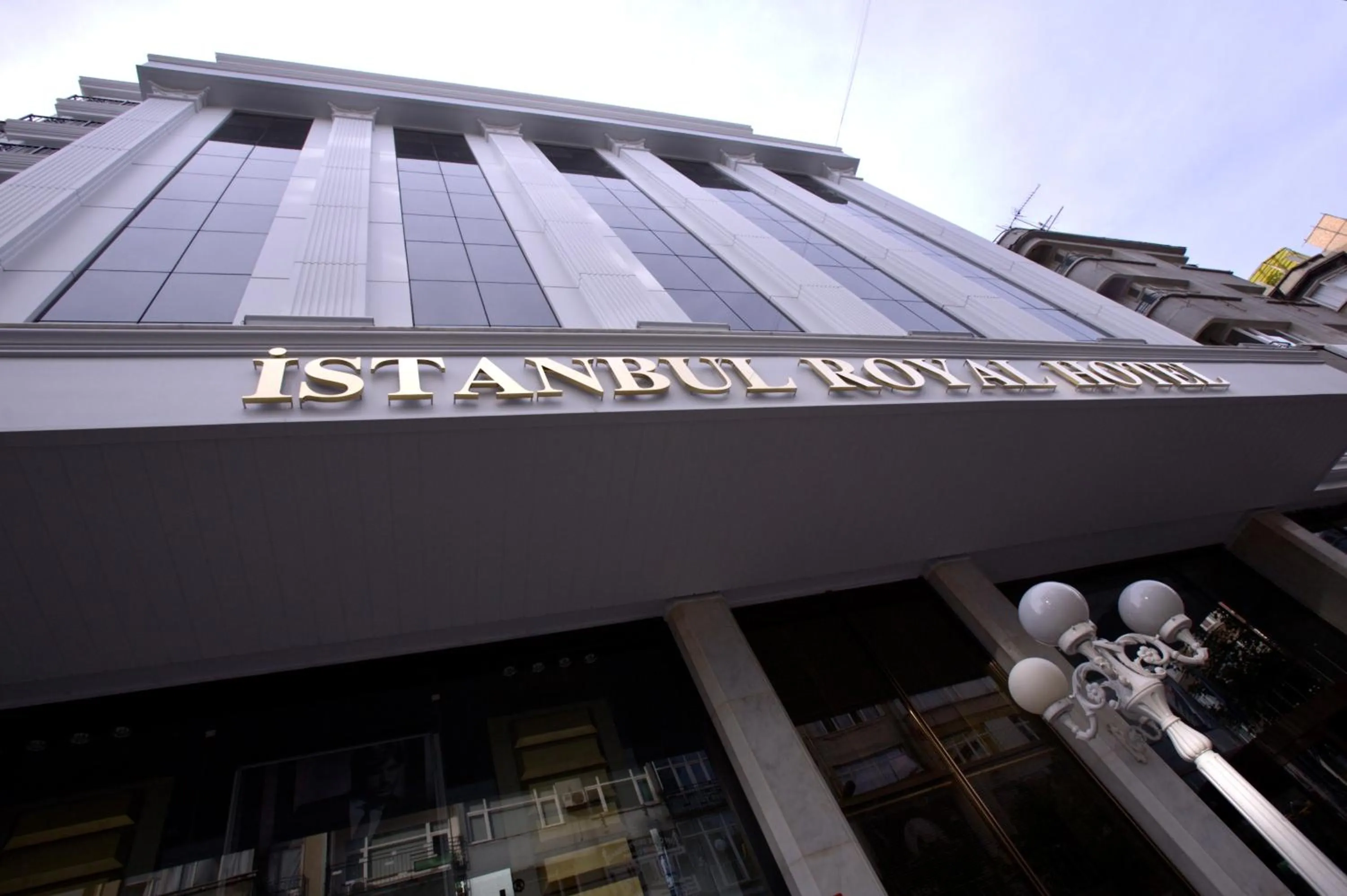 Property building in Istanbul Royal Hotel
