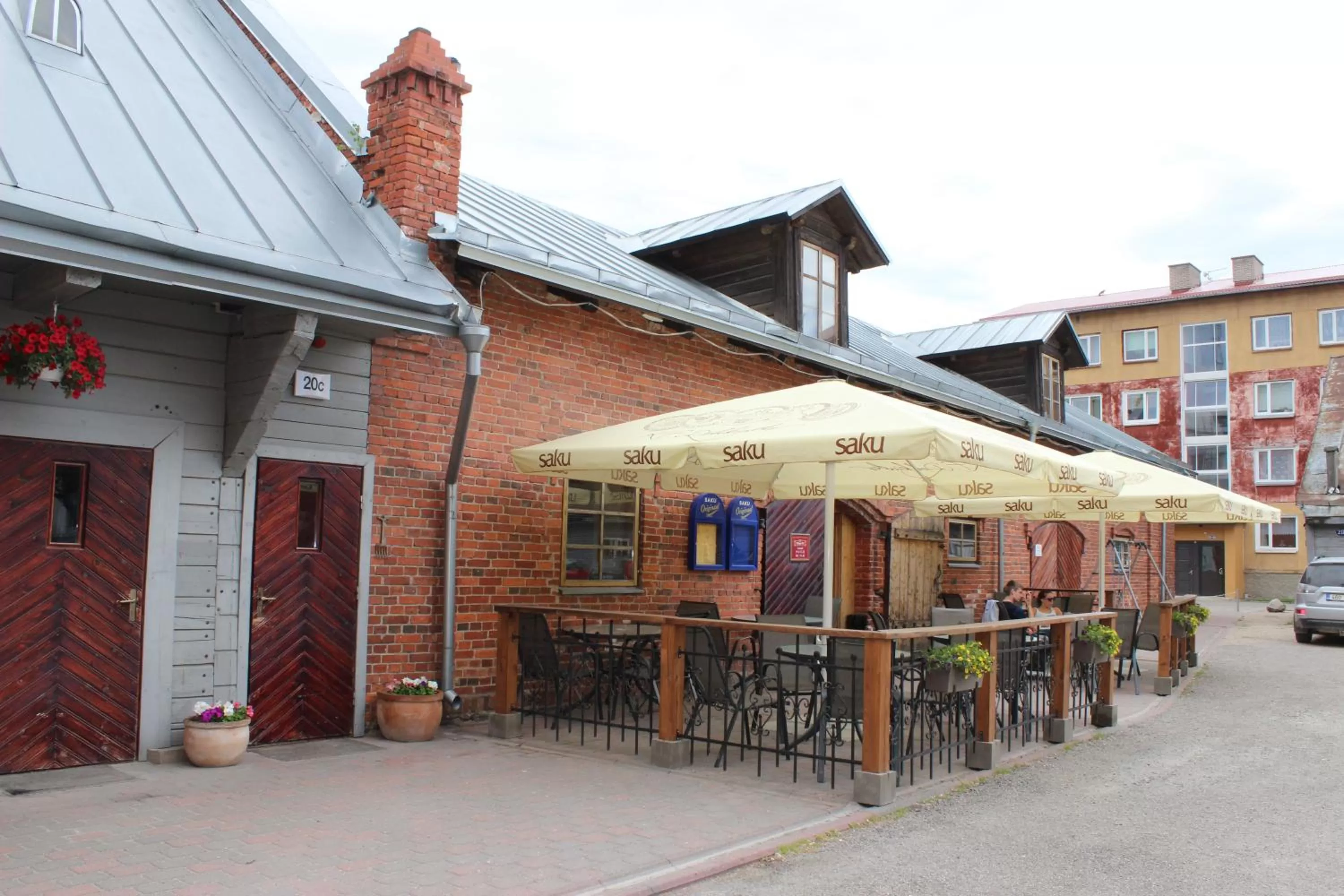 Restaurant/places to eat in Guesthouse Mõisa Ait