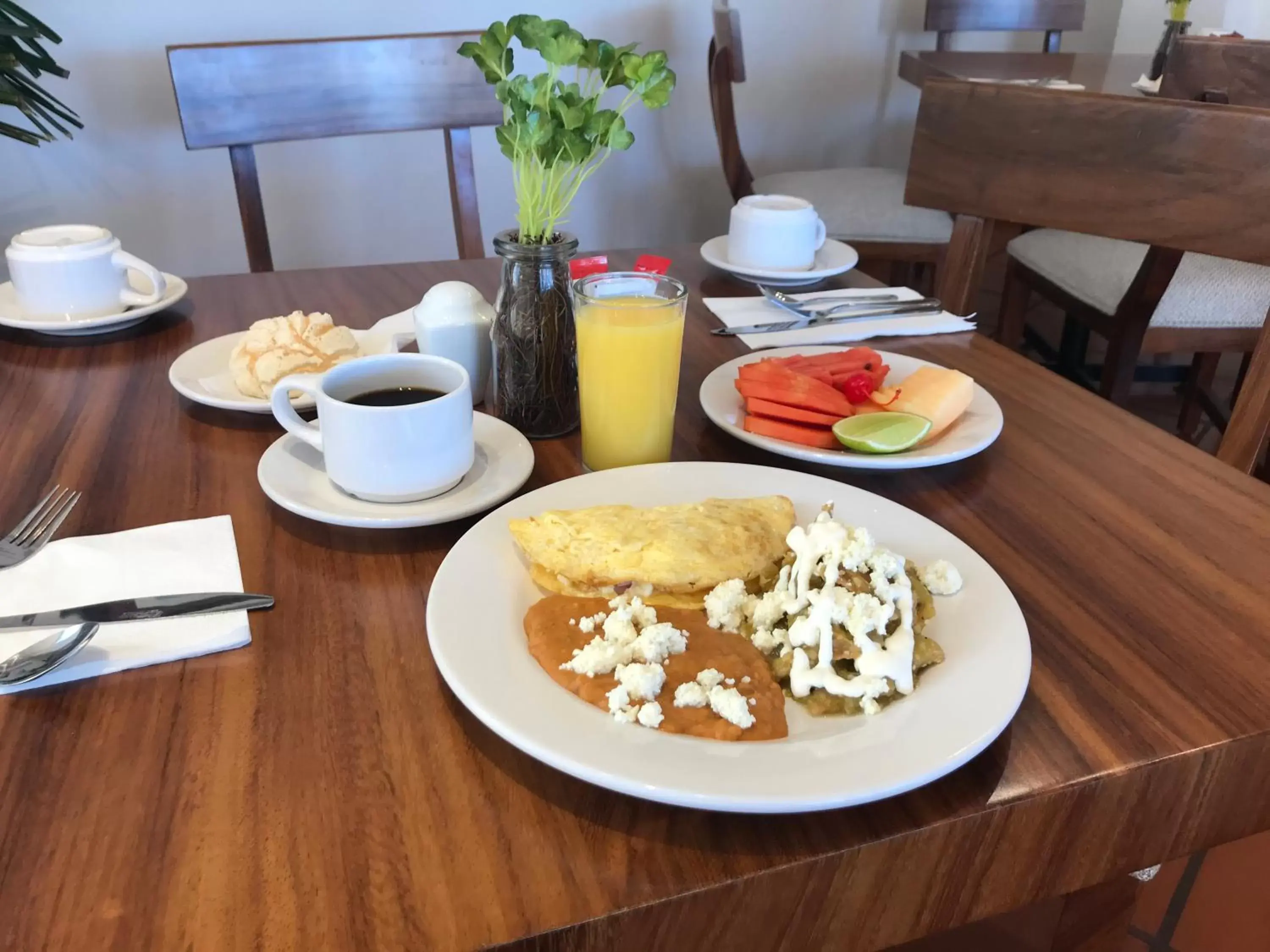 Breakfast in Hotel Casa Faroles Centro Histórico