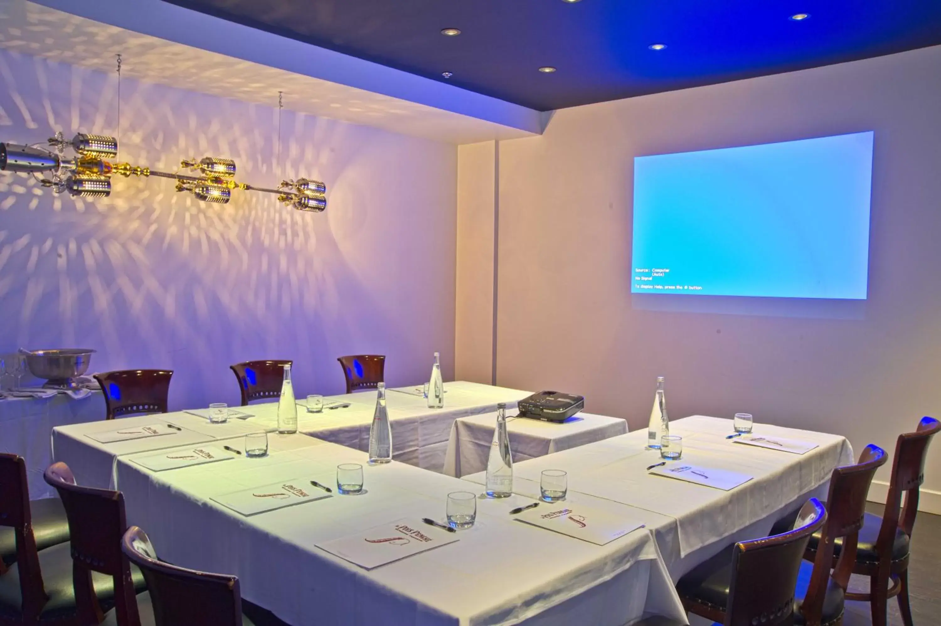 Meeting/conference room in Hotel Chez Swann