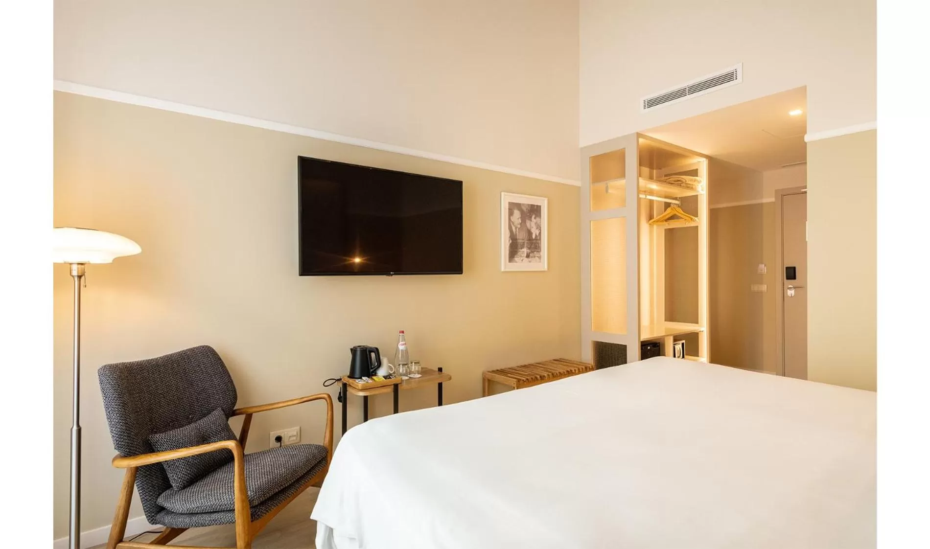 Bedroom, Bed in Pestana Fisherman Village