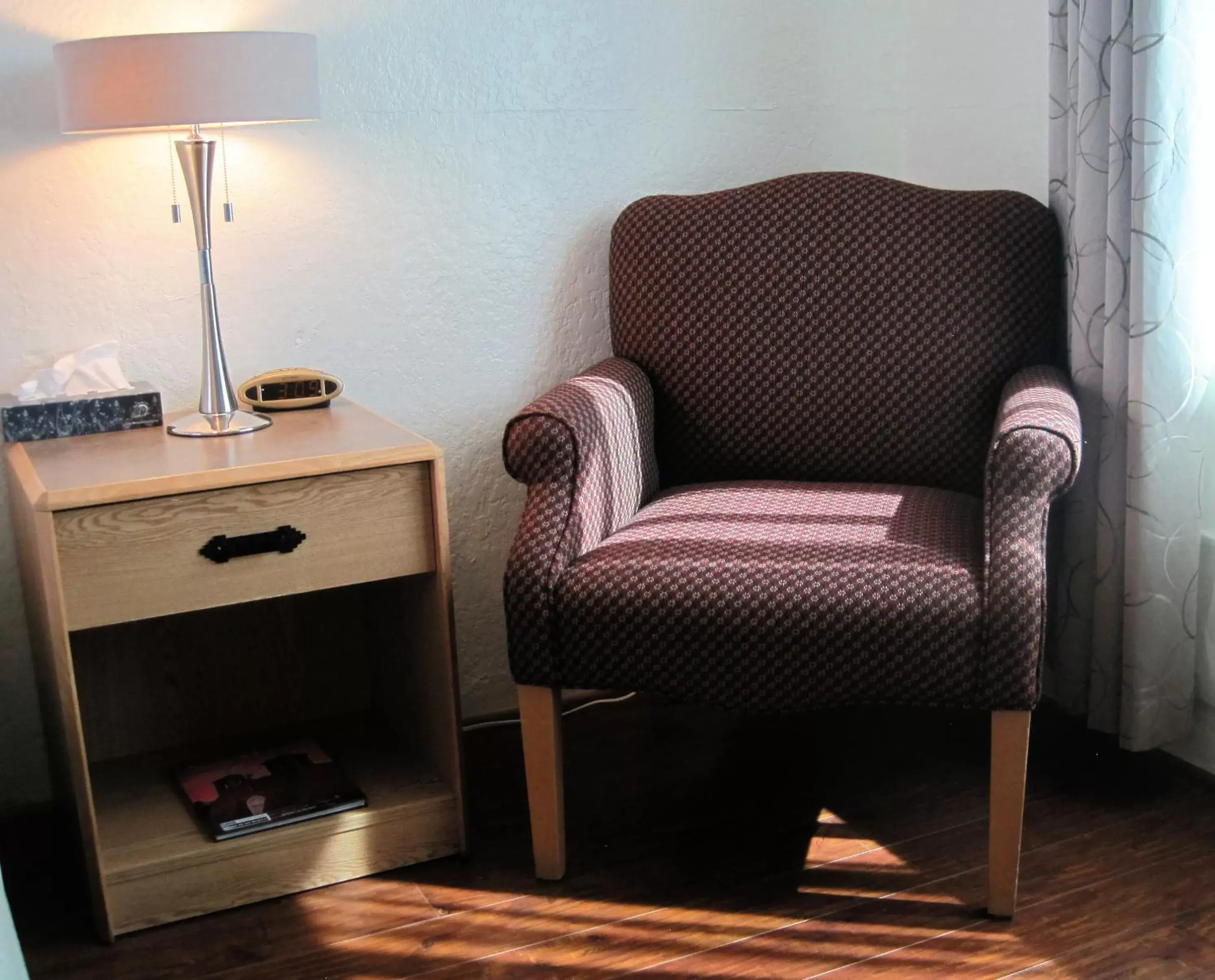 Seating Area in Rocket Inn