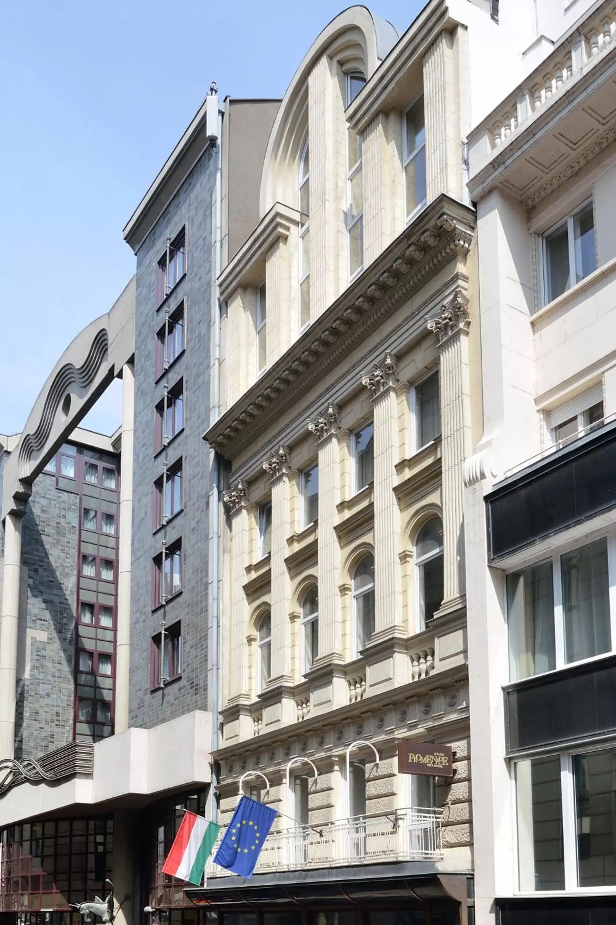 Facade/entrance in Promenade City Hotel Facade/entrance in Promenade City Hotel