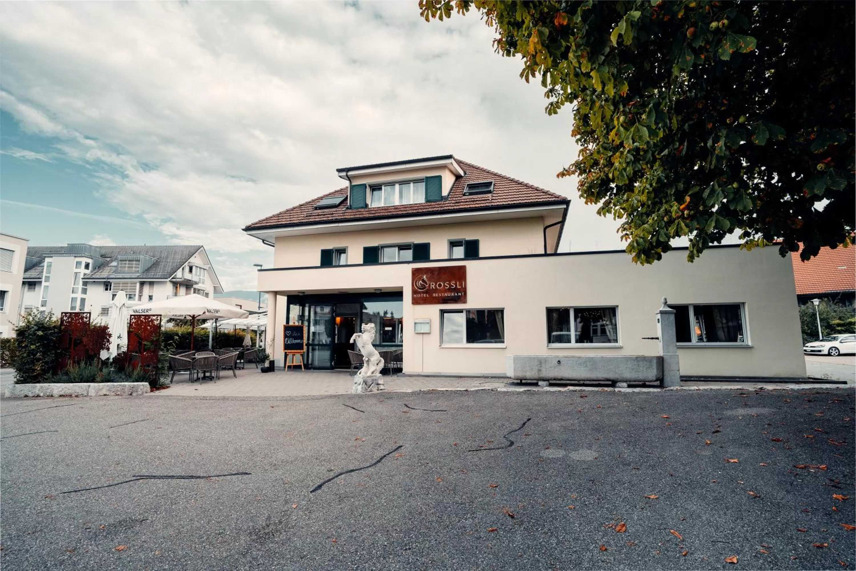 Property building in Hotel Rössli Luterbach