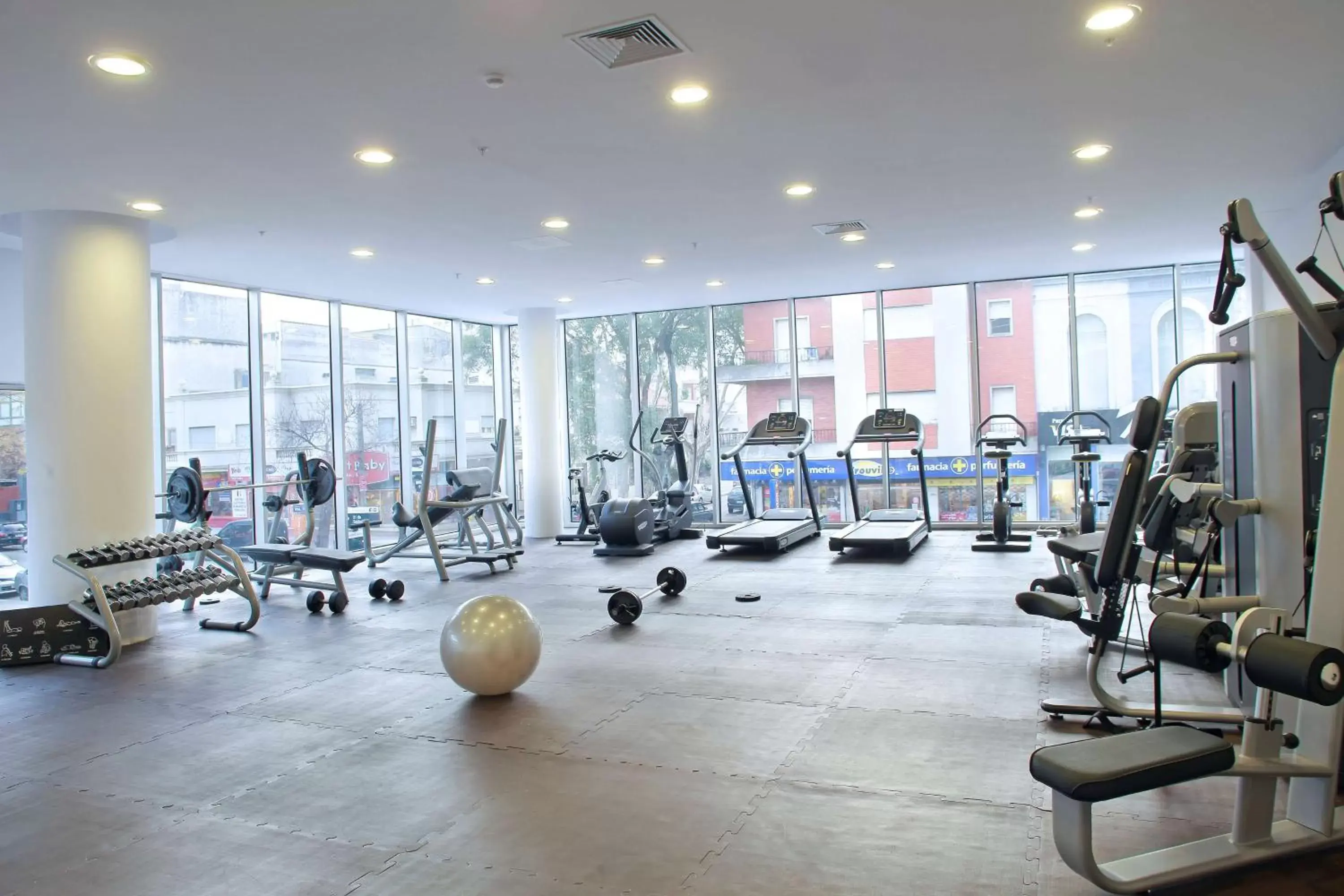 Fitness centre/facilities, Fitness Center/Facilities in Dazzler by Wyndham Montevideo