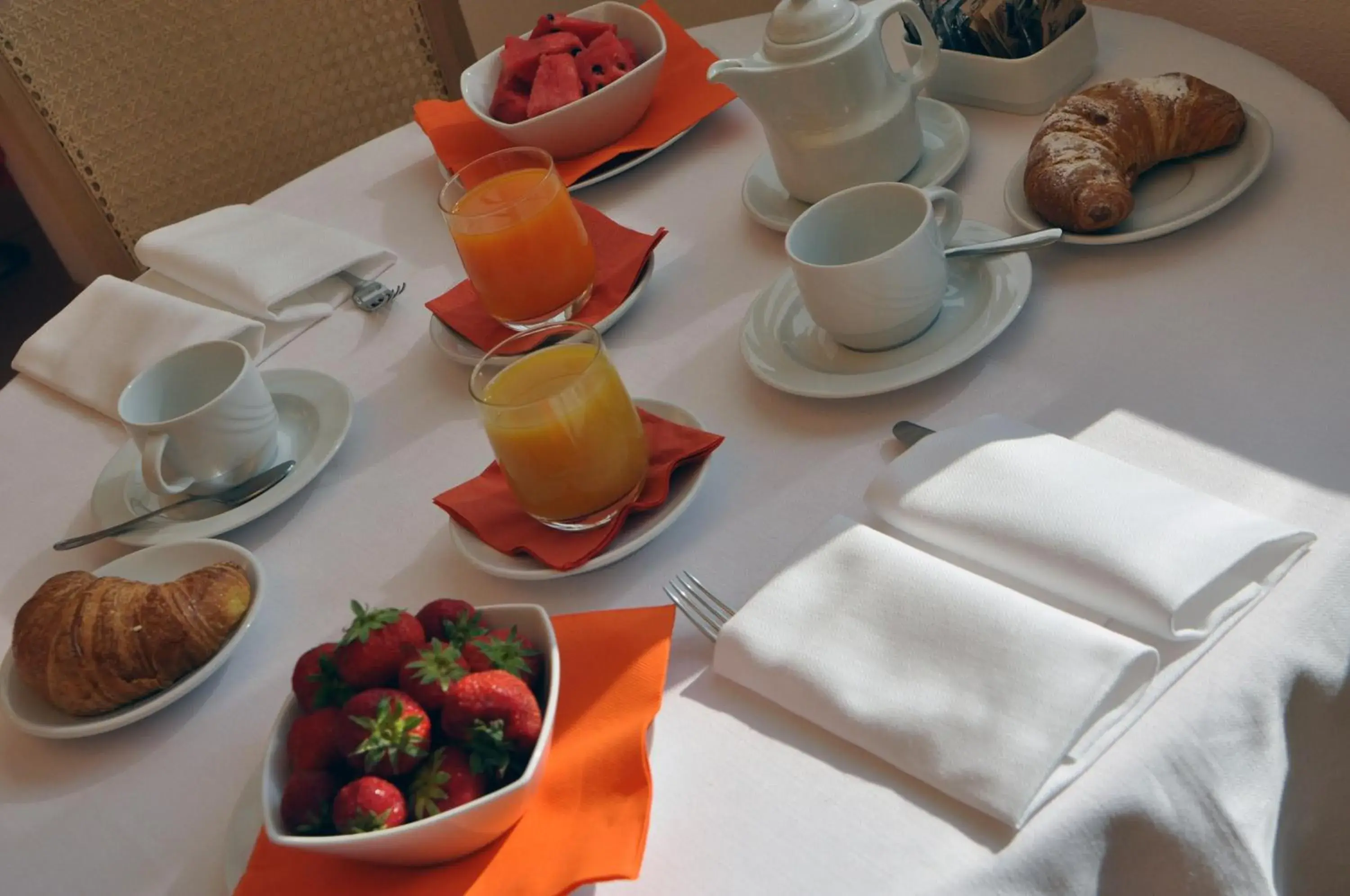 Breakfast, Food in Executive Bergamo